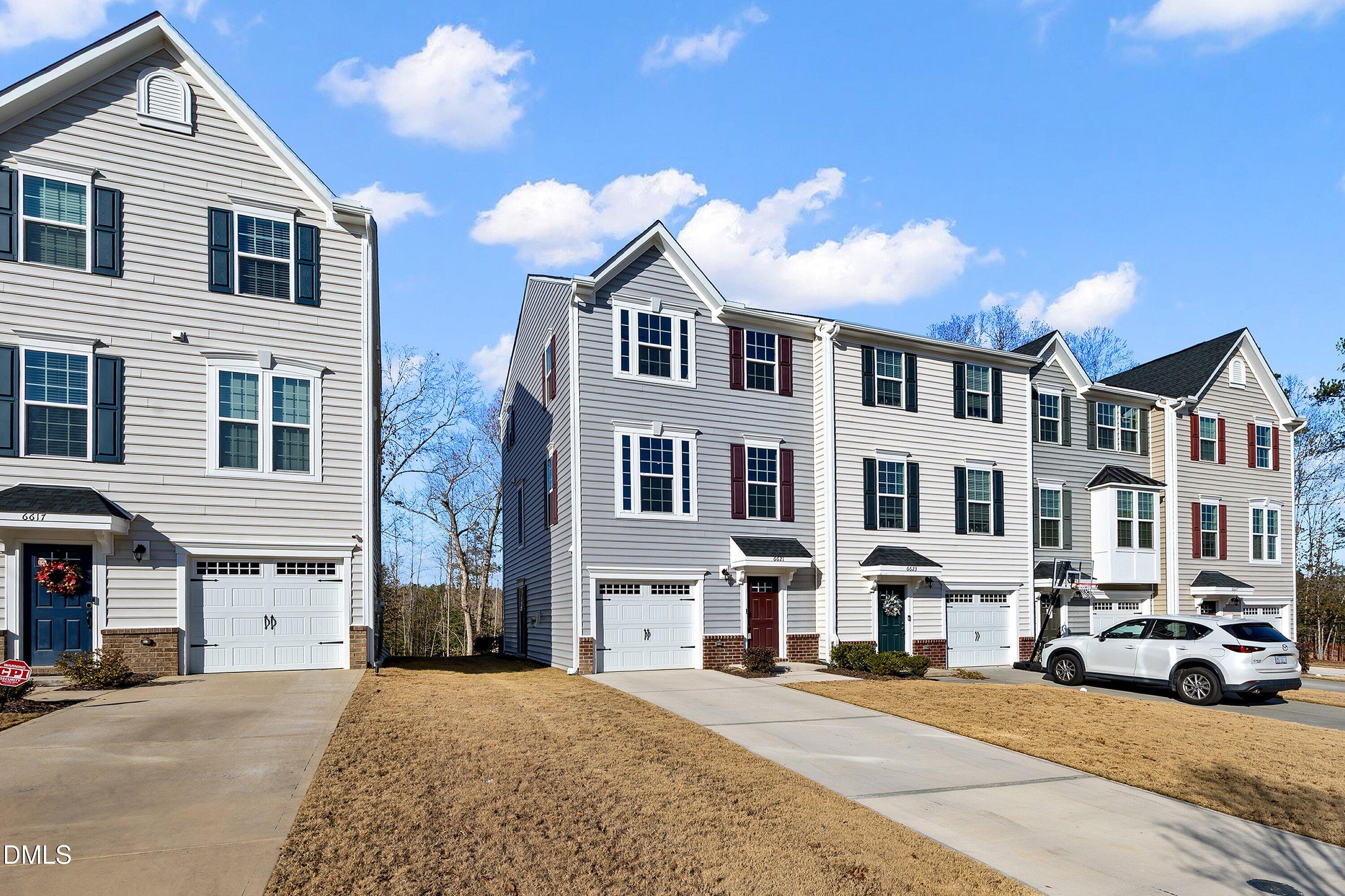 6621 Pathfinder Way Property Photo 3
