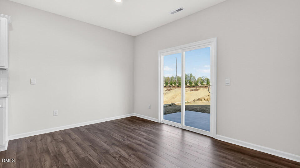 210 Honeydew Drive Property Photo 13