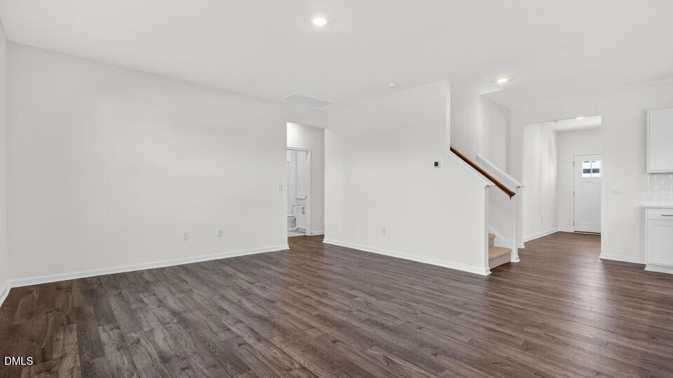 210 Honeydew Drive Property Photo 18