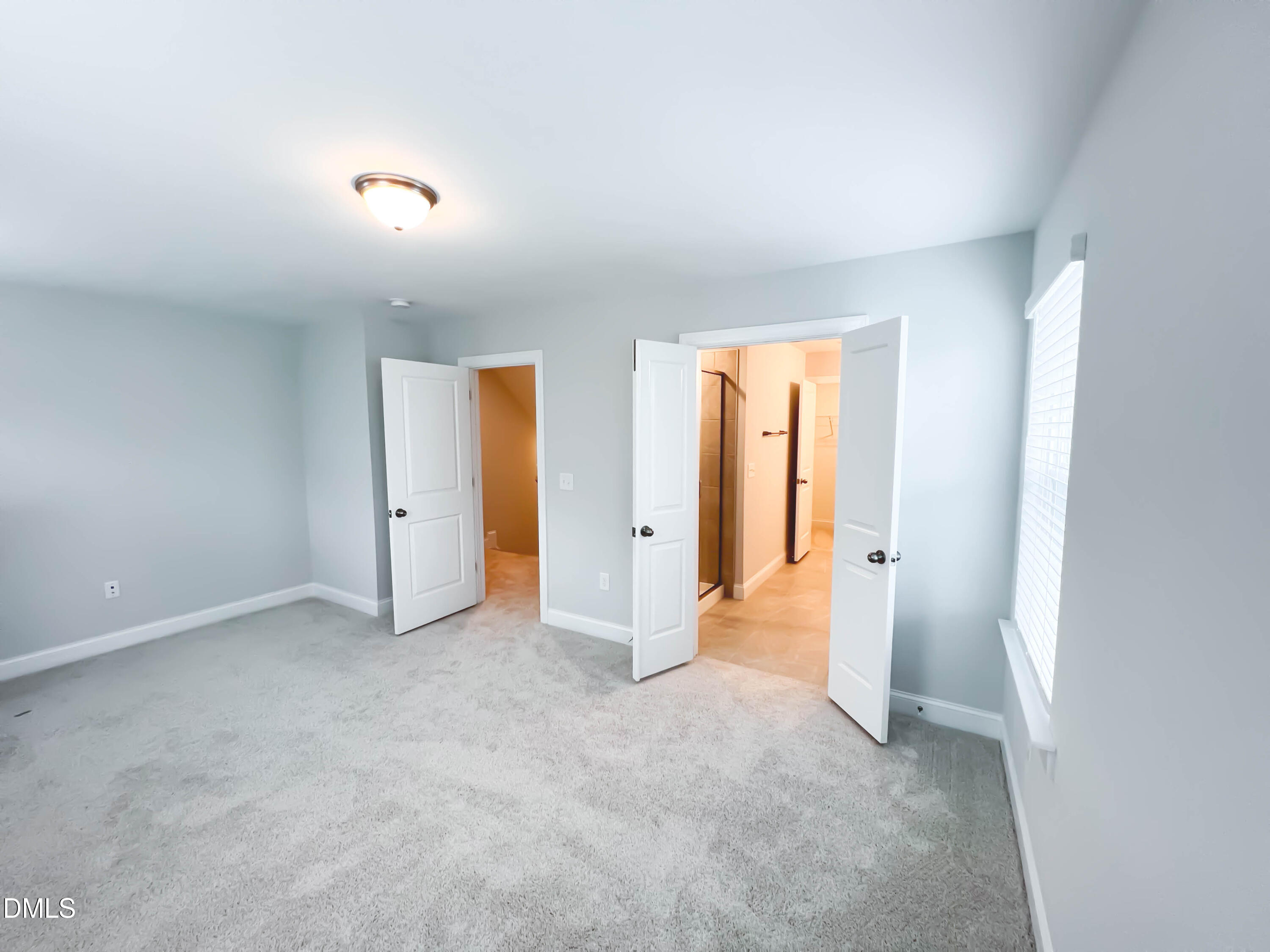 333 Old Grove Lane Property Photo 6