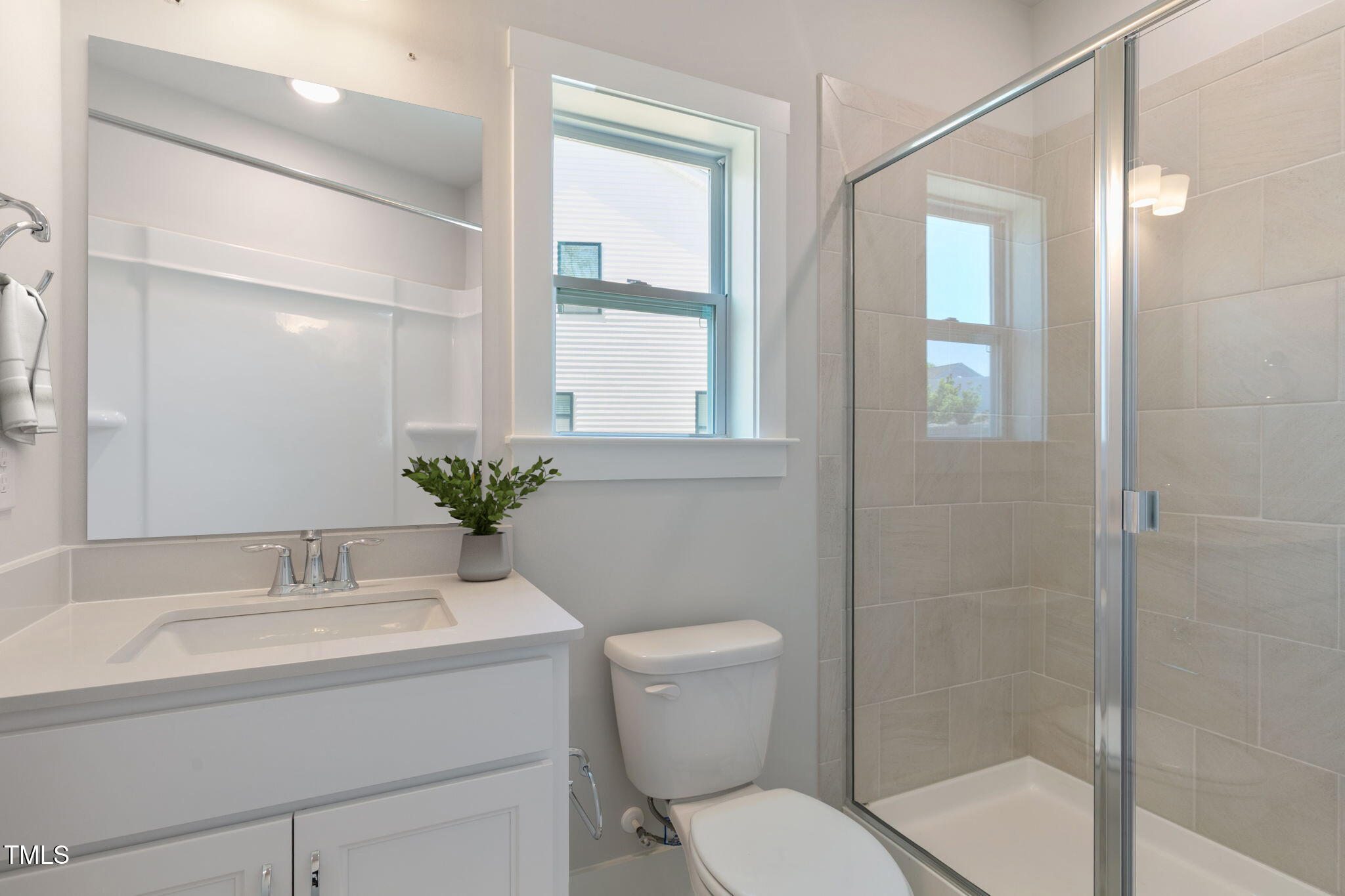 100 Isabelle Valley Drive Property Photo 31
