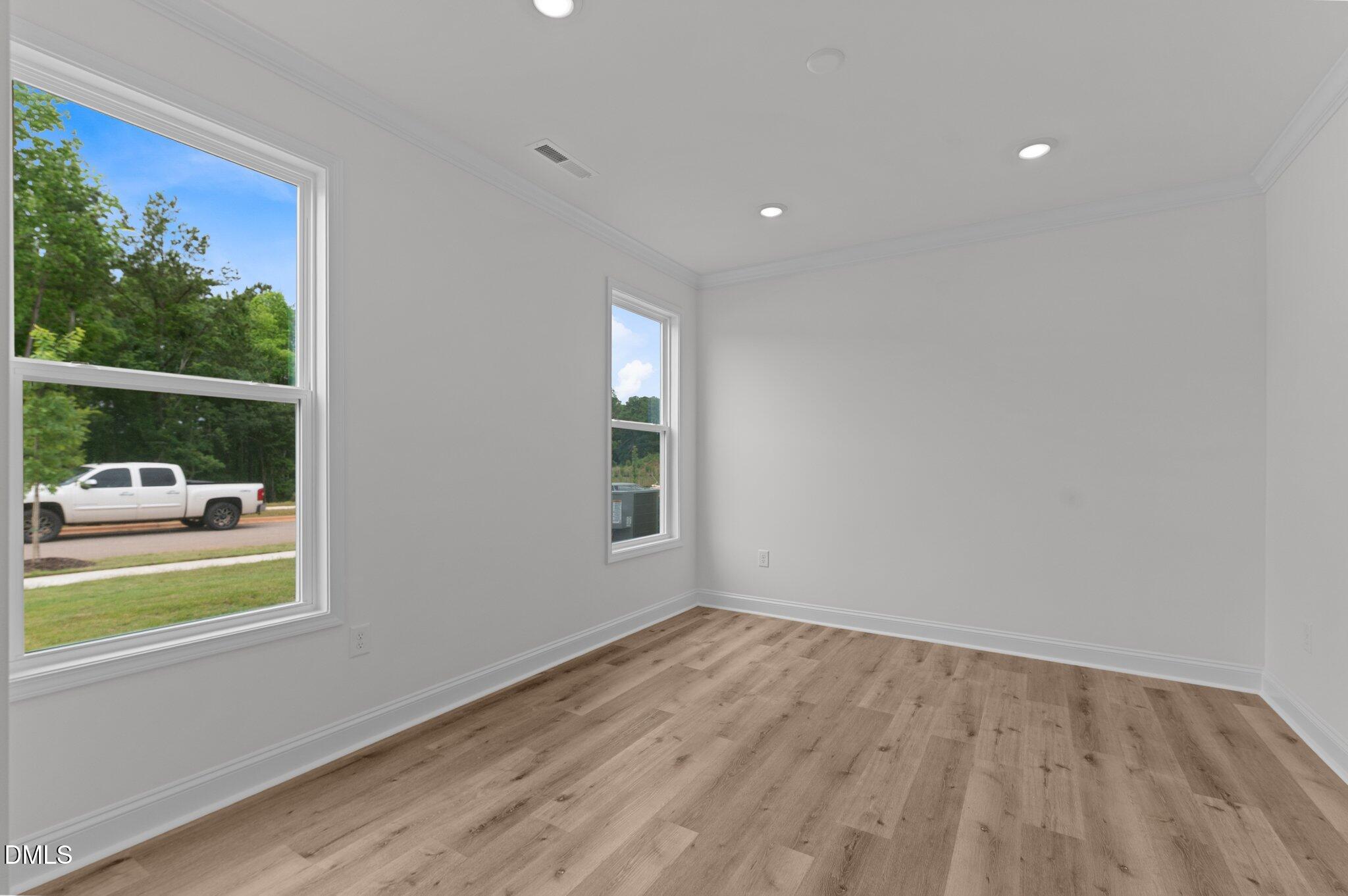 933 Alma Railway Drive 553 Property Photo 10