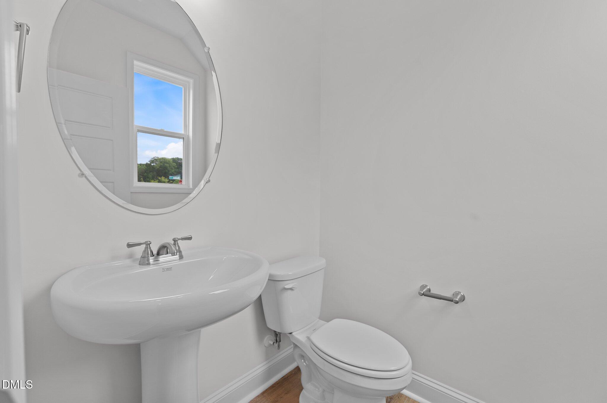 933 Alma Railway Drive 553 Property Photo 22
