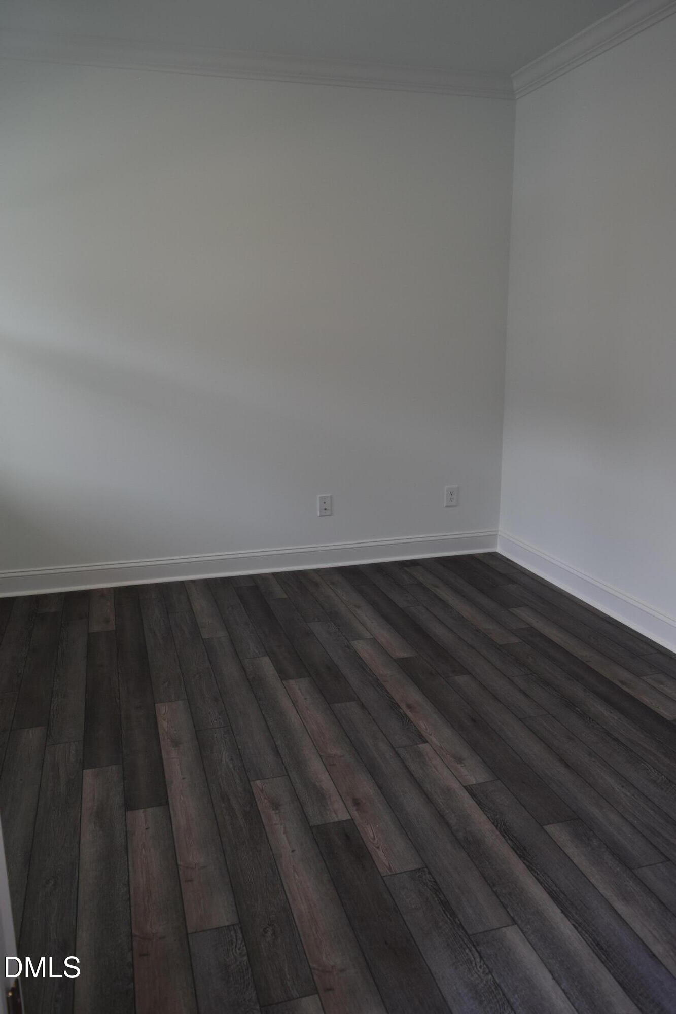 740 Longleaf Grove Lane Property Photo 4