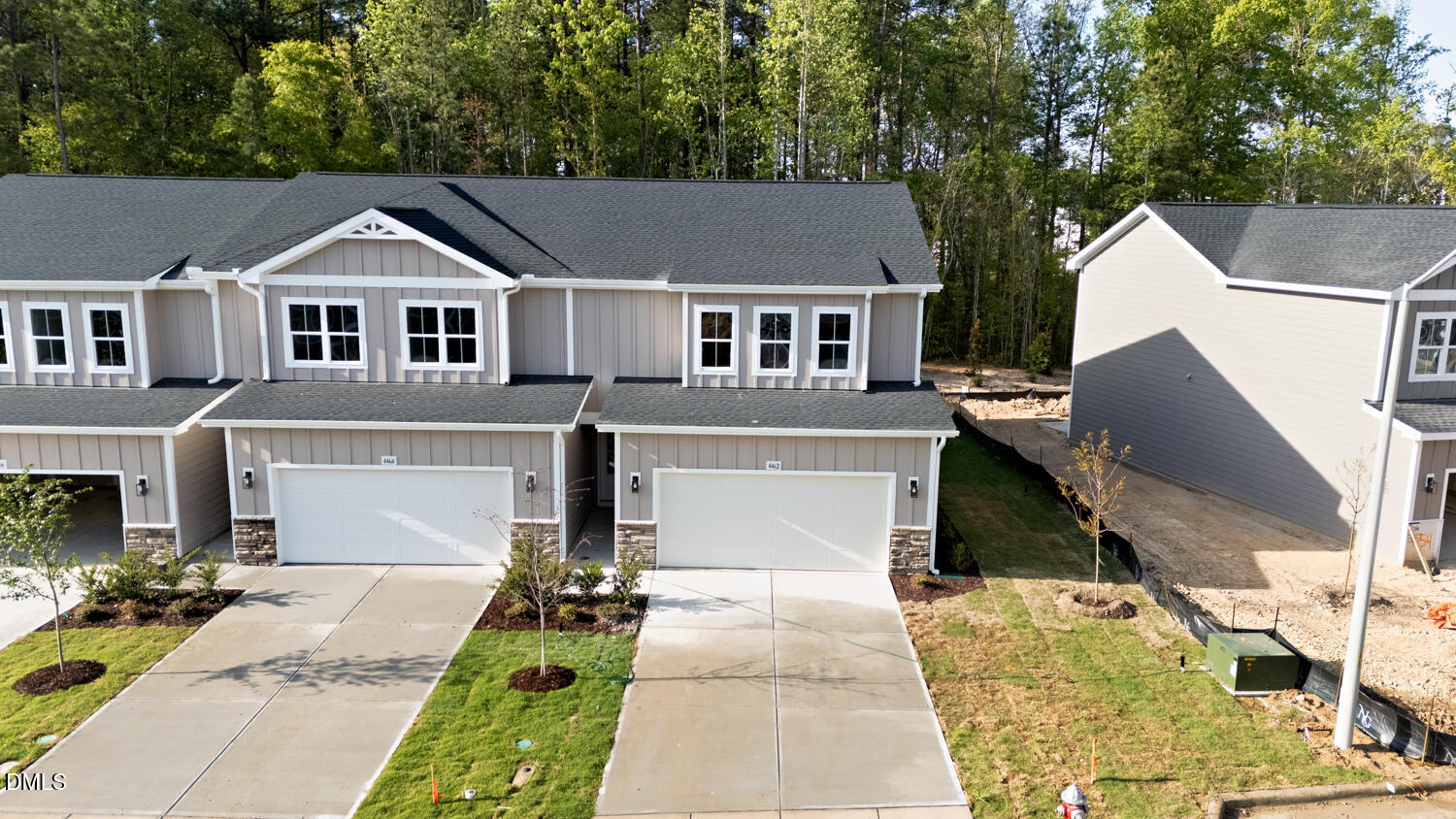 4409 Dominion Crest Drive Property Photo 4