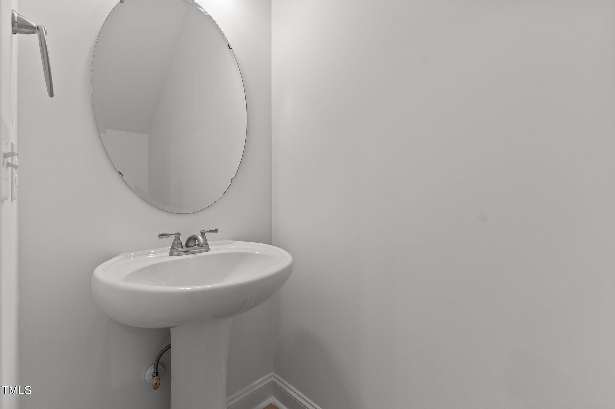 935 Alma Railway Drive 554 Property Photo 9