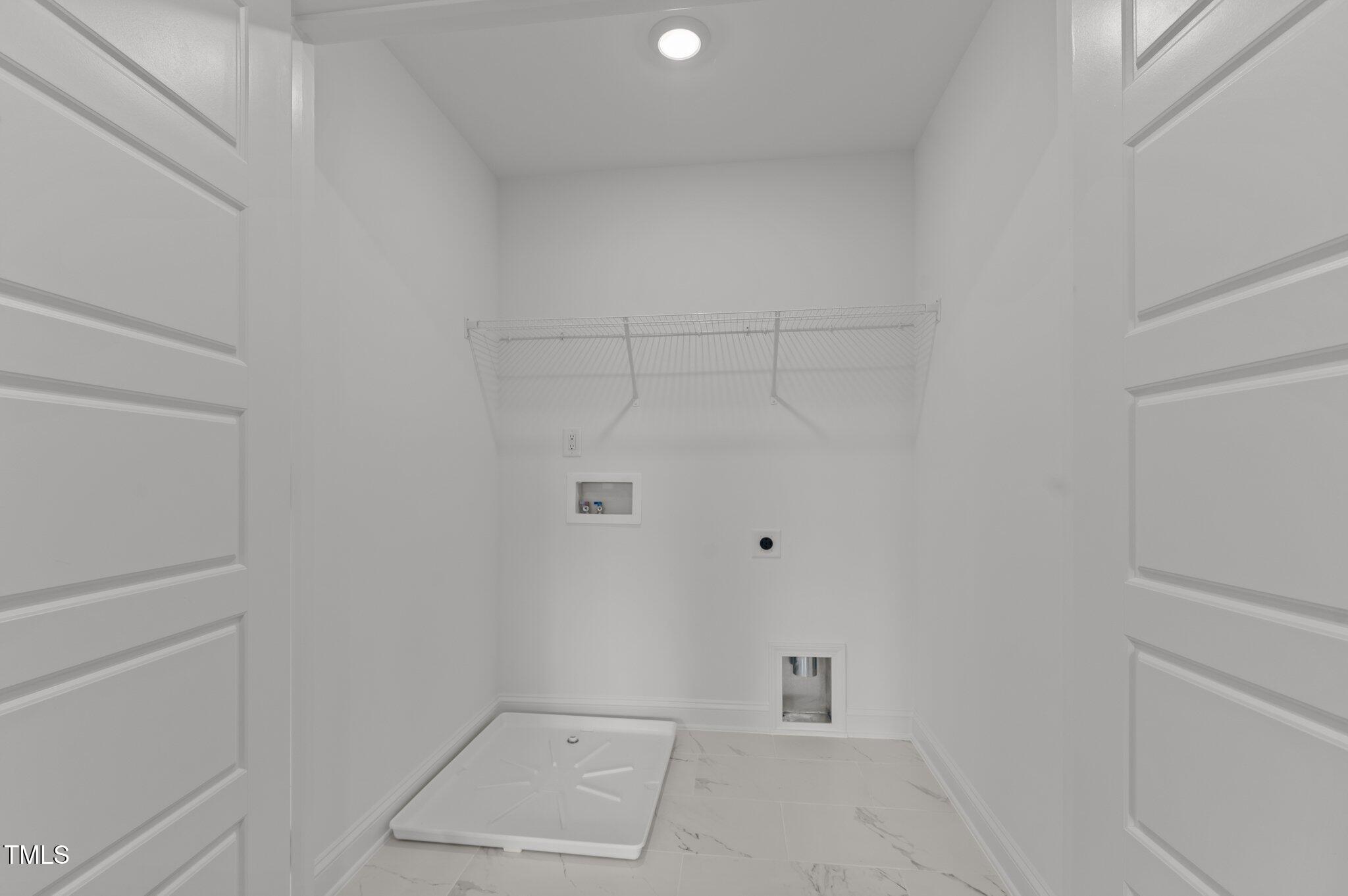 935 Alma Railway Drive 554 Property Photo 16