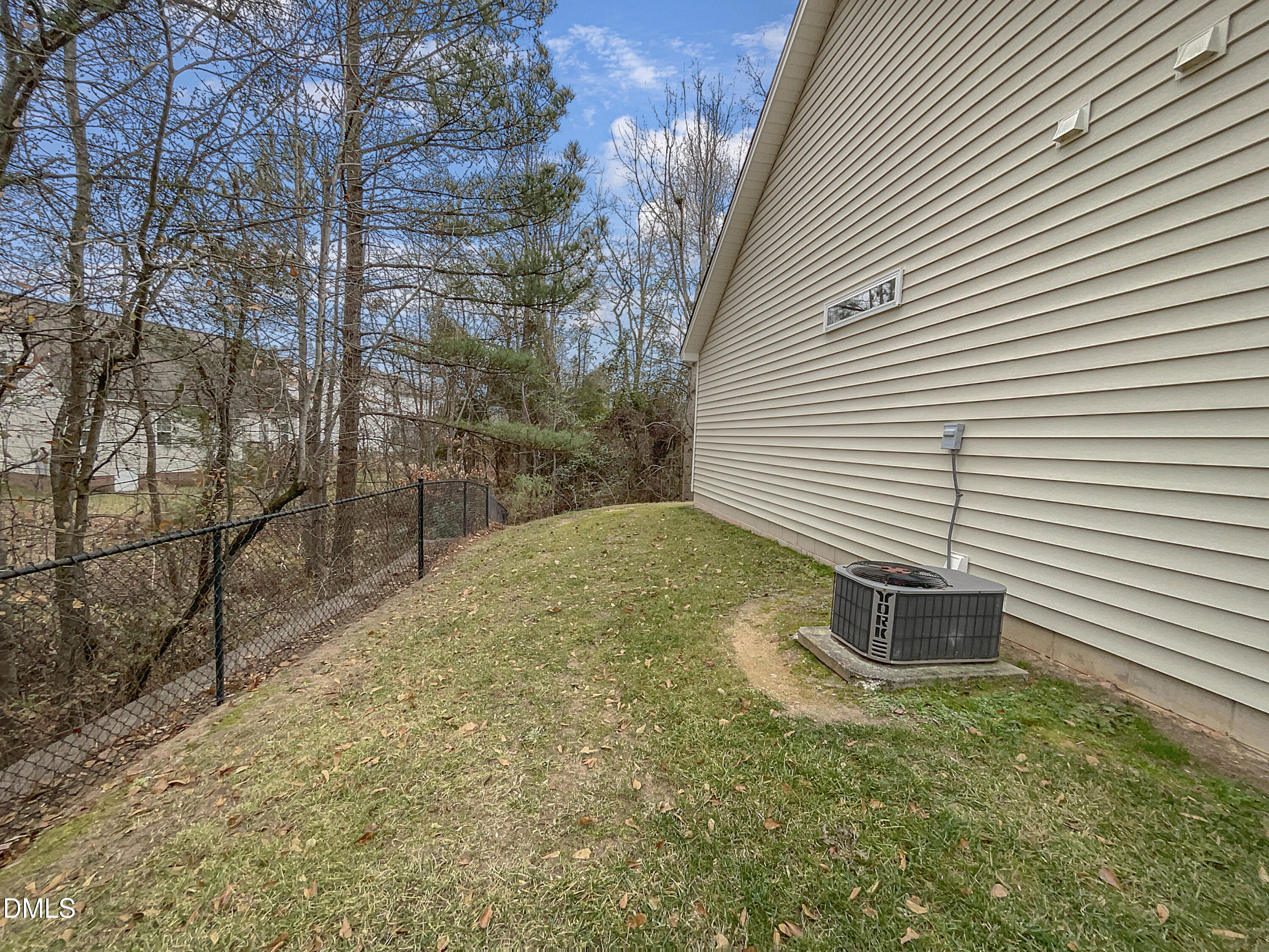 115 Denby Circle Property Photo 18
