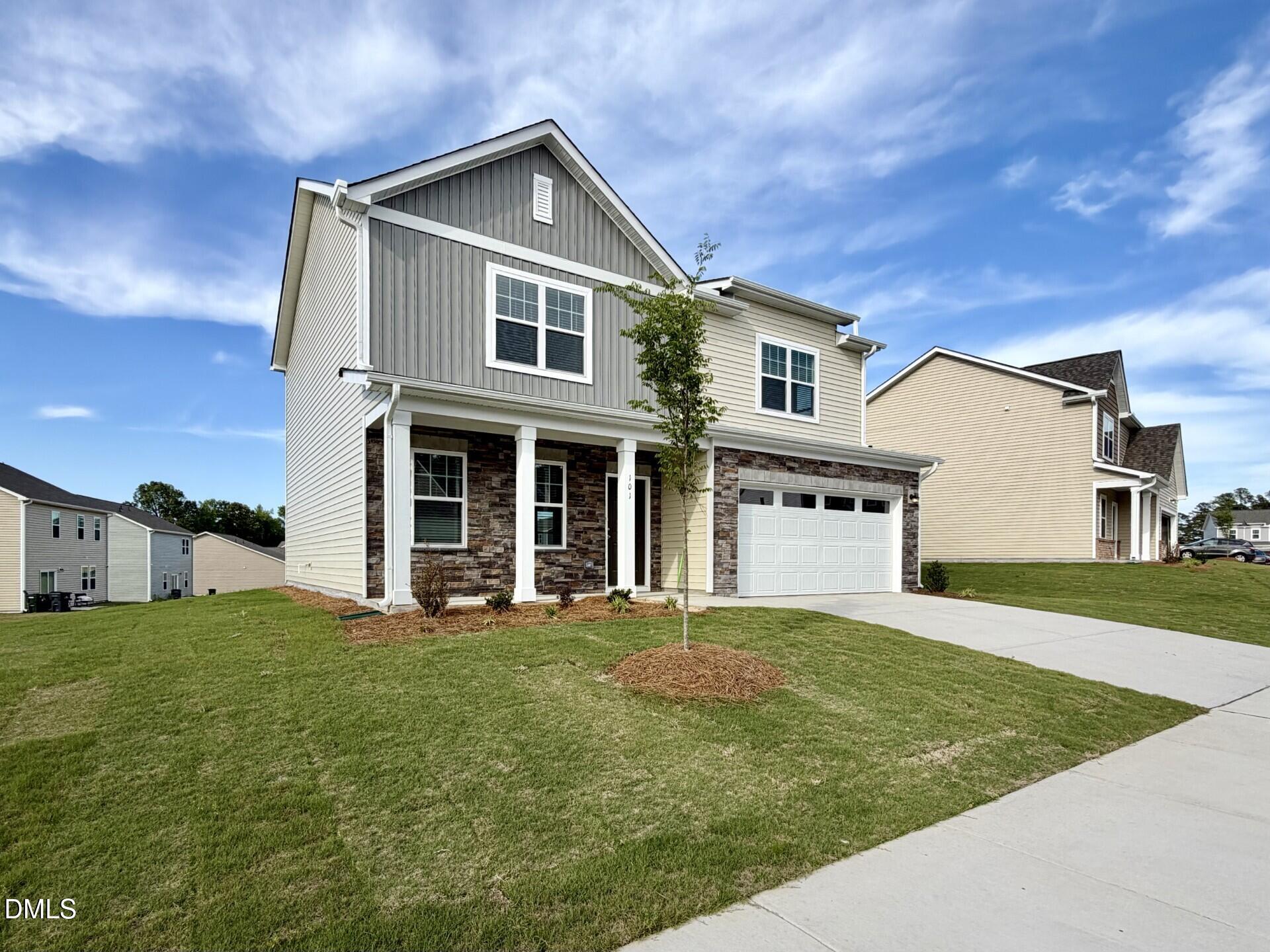 101 Big Dream Court Property Photo 2