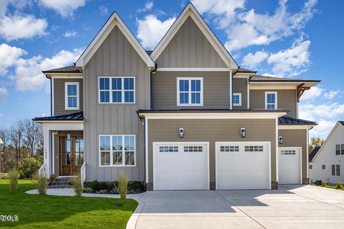 1025 Azalea Garden Circle Property Photo 1