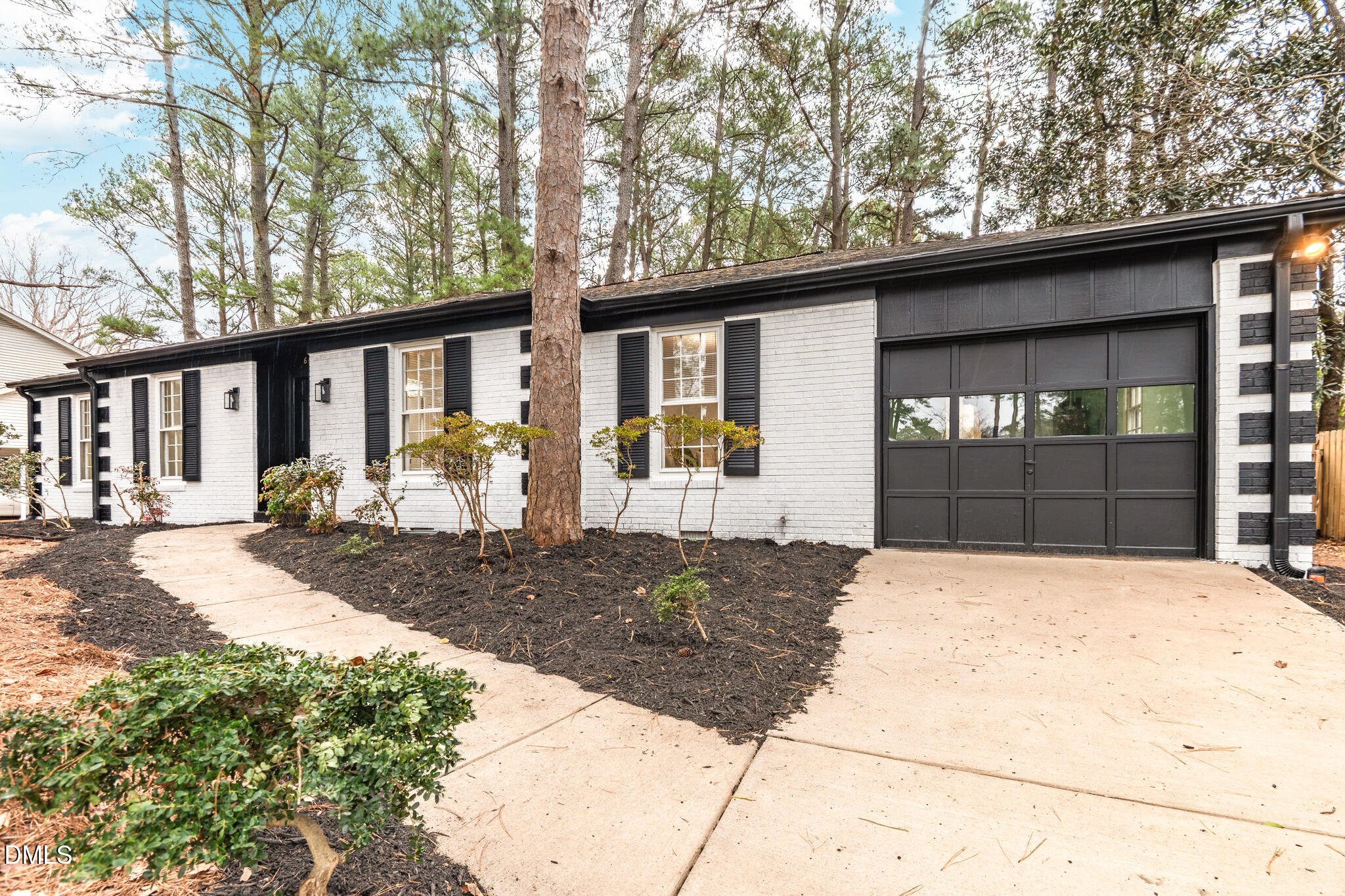 6604 Winding Trail Property Photo 1