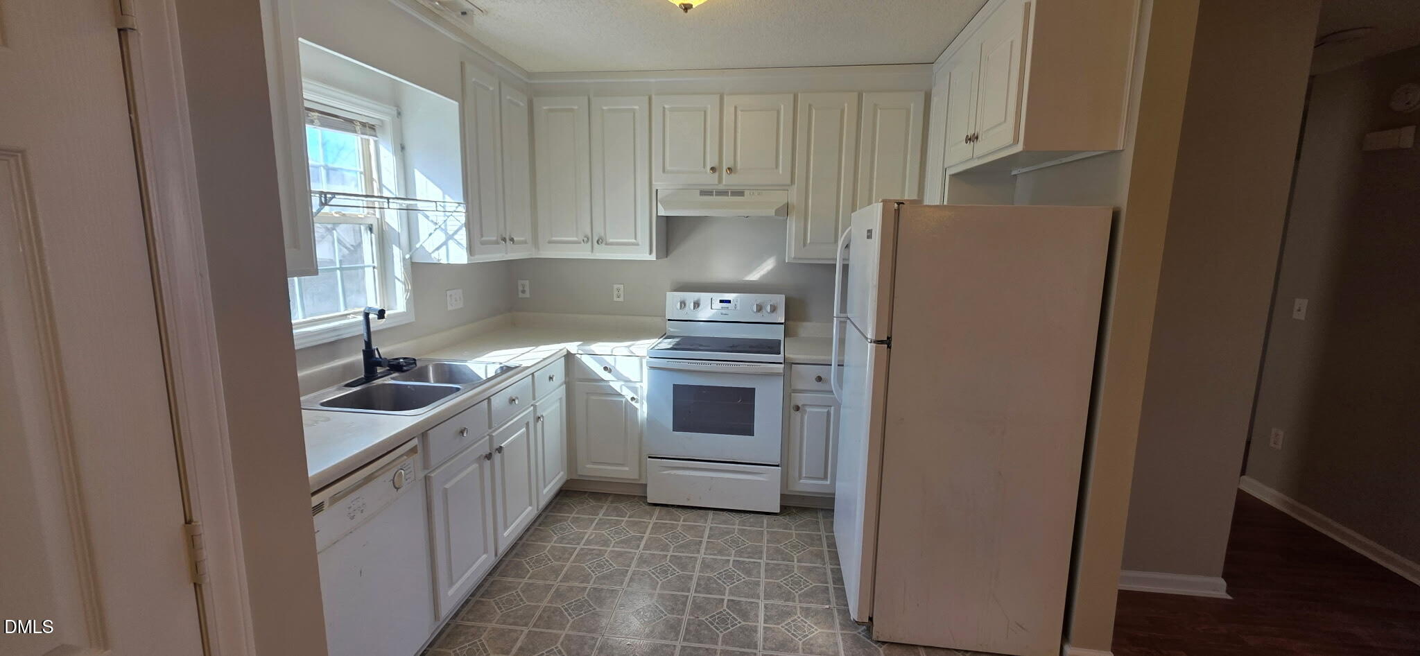 601 W Anderson Street Property Photo 4