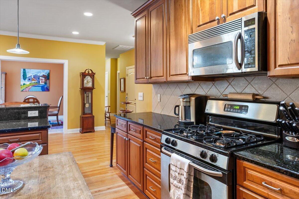 399 Waverly Hills Drive Property Photo 16