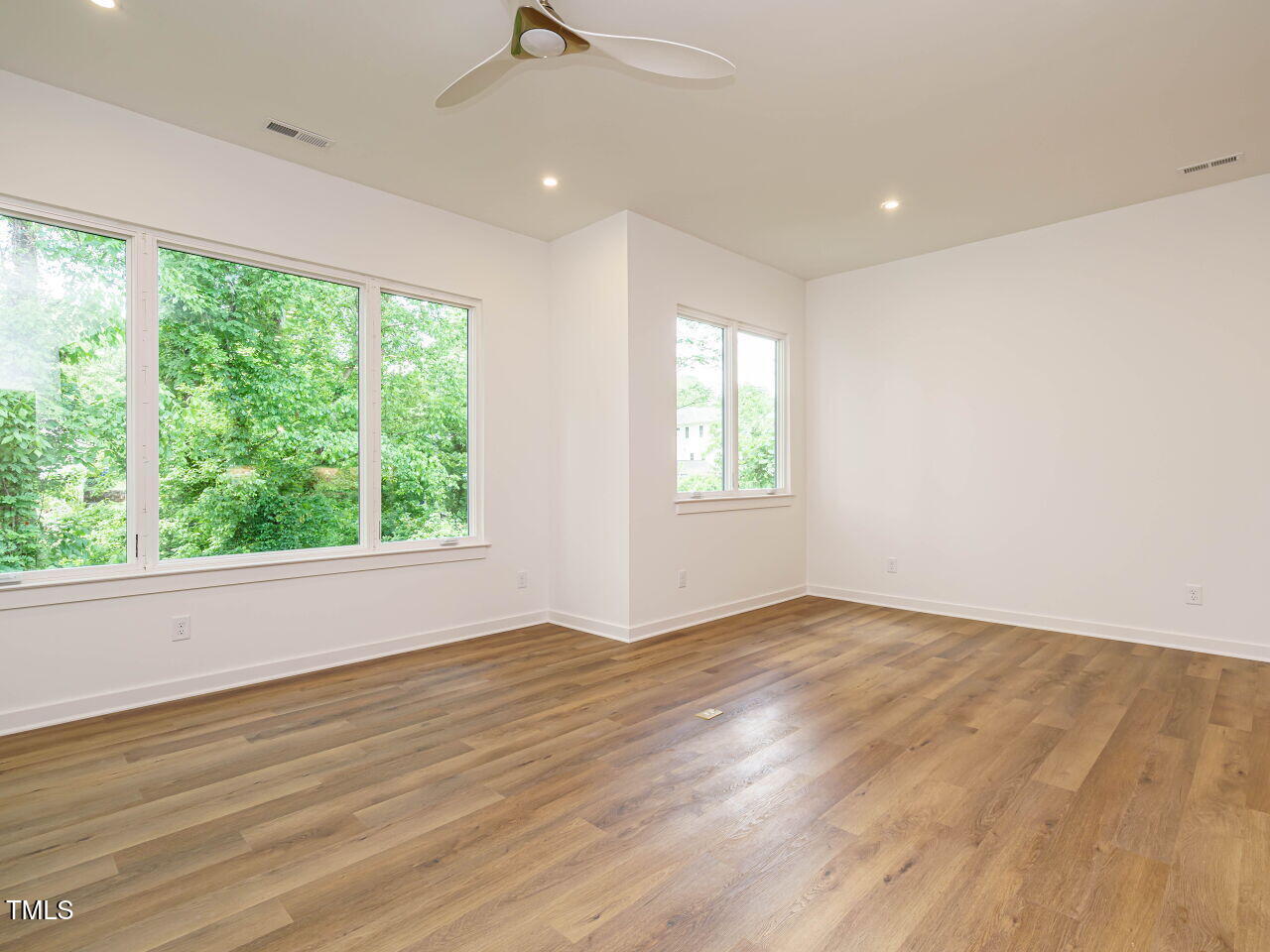 1523 Havenmont Court Property Photo 7