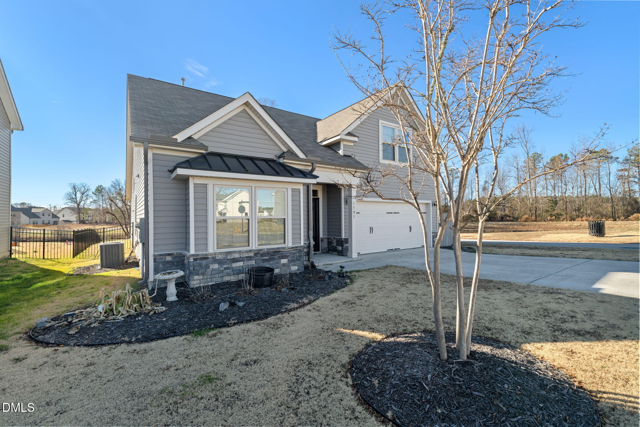 1585 Sage Tree Drive Property Photo 2