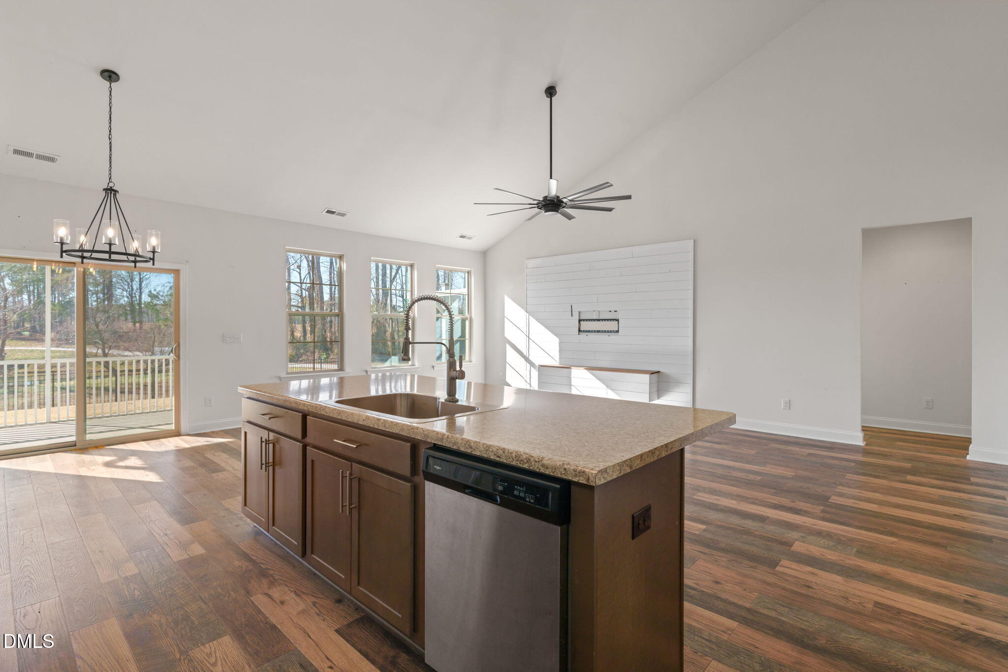 1585 Sage Tree Drive Property Photo 17