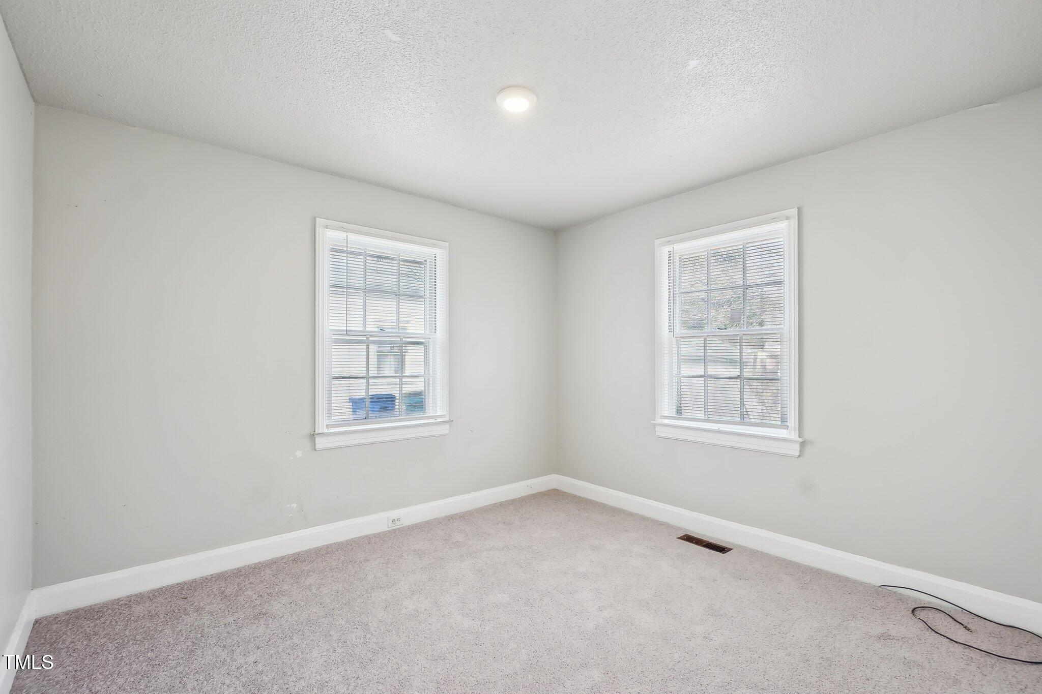 115 Higbee Street Property Photo 7