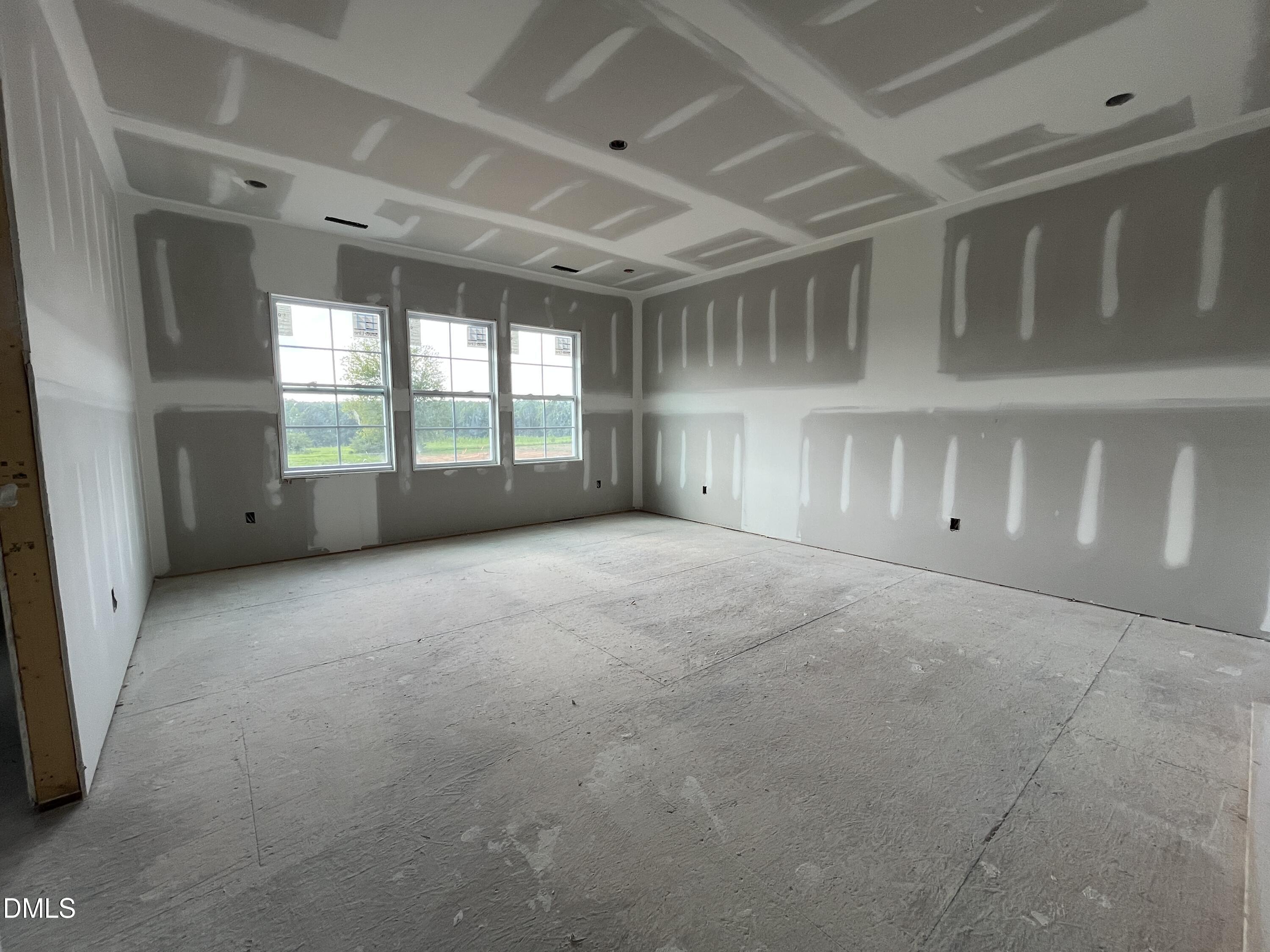 153 Isabelle Valley Drive Property Photo 16