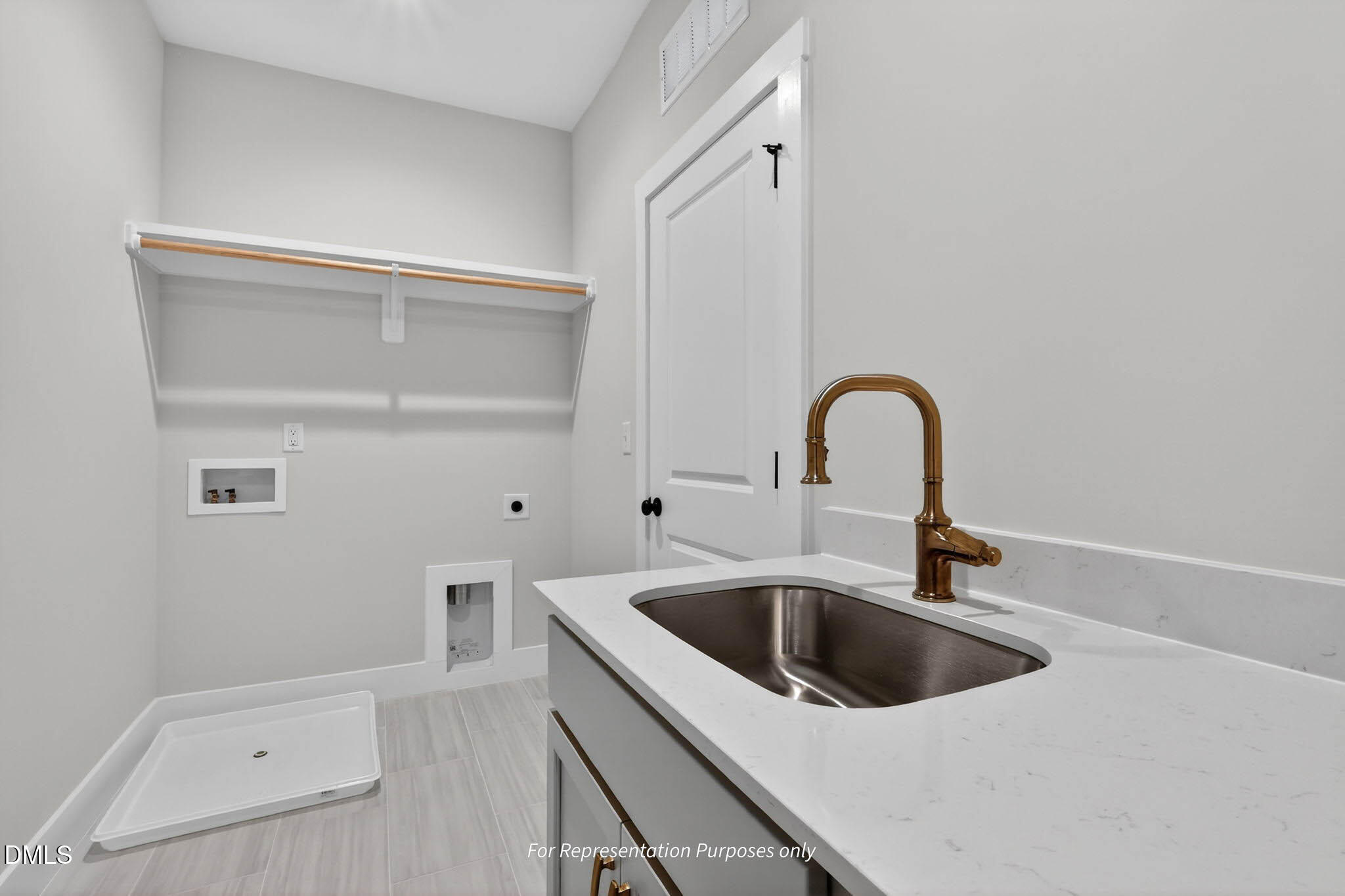 153 Isabelle Valley Drive Property Photo 42
