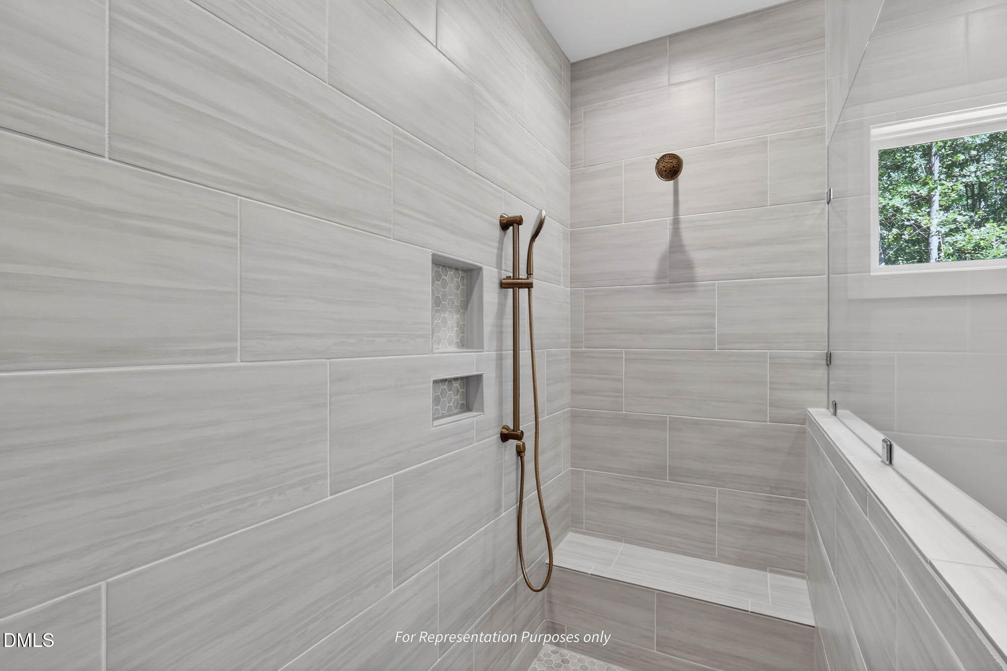 153 Isabelle Valley Drive Property Photo 48