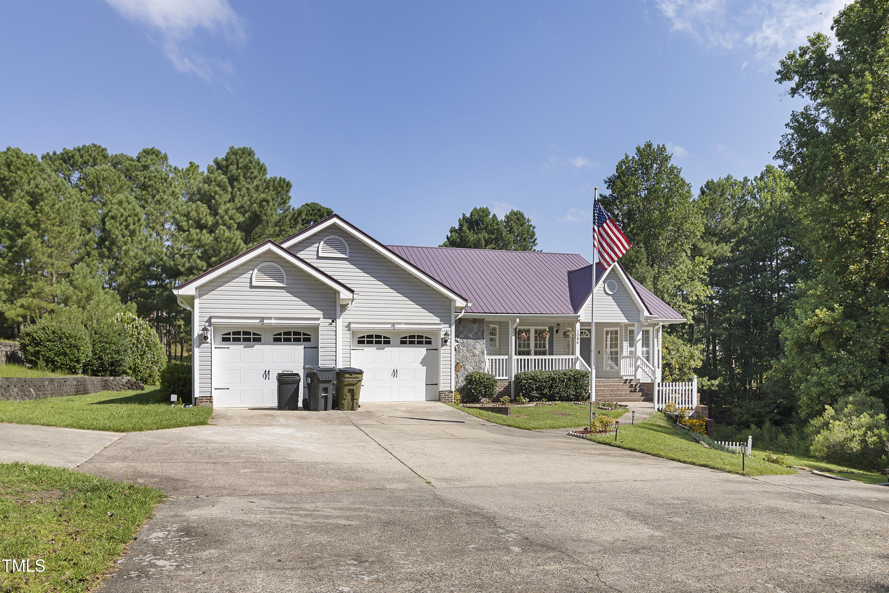 1046 Ponderosa Trail Property Photo 3