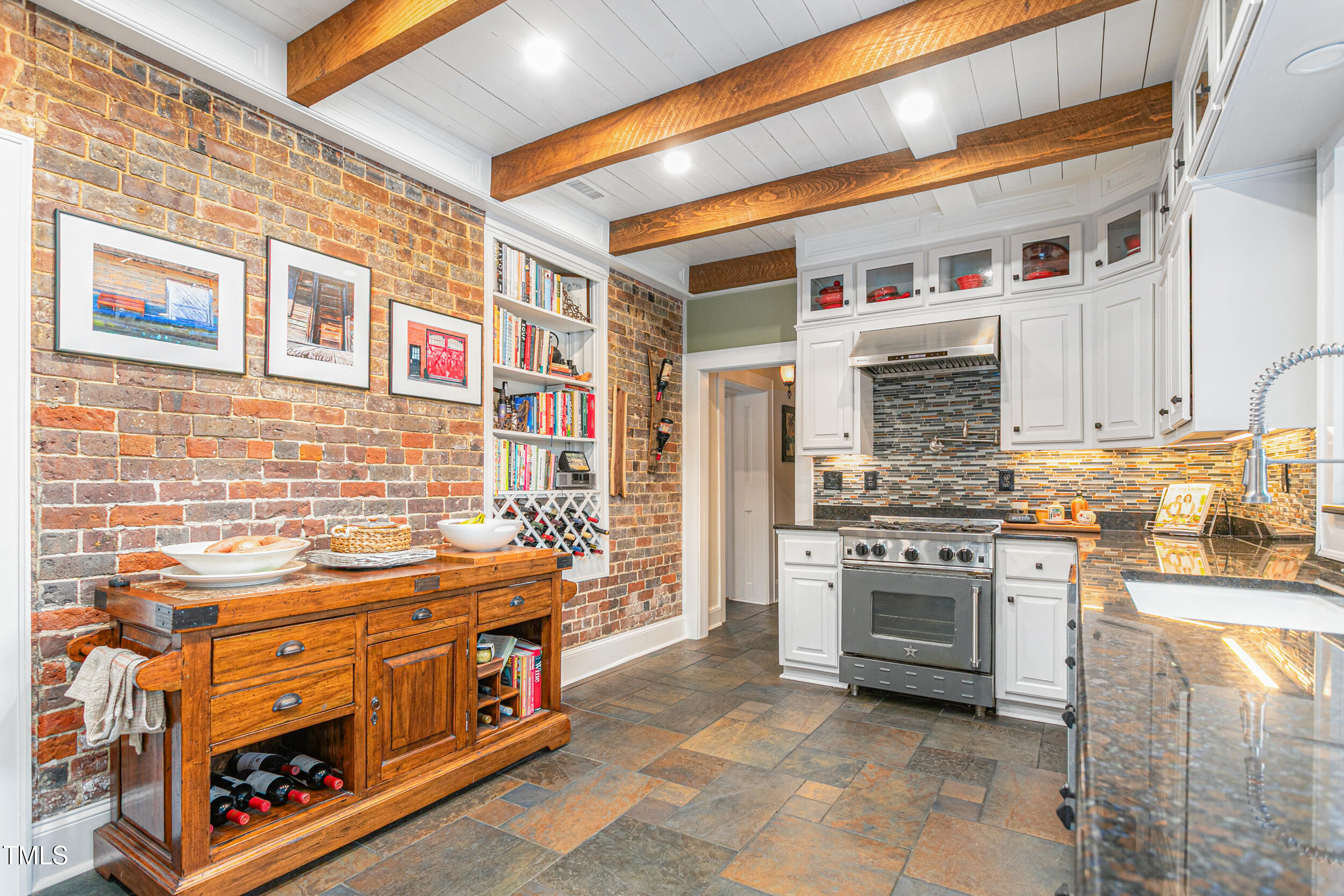 3542 Bason Road Property Photo 16