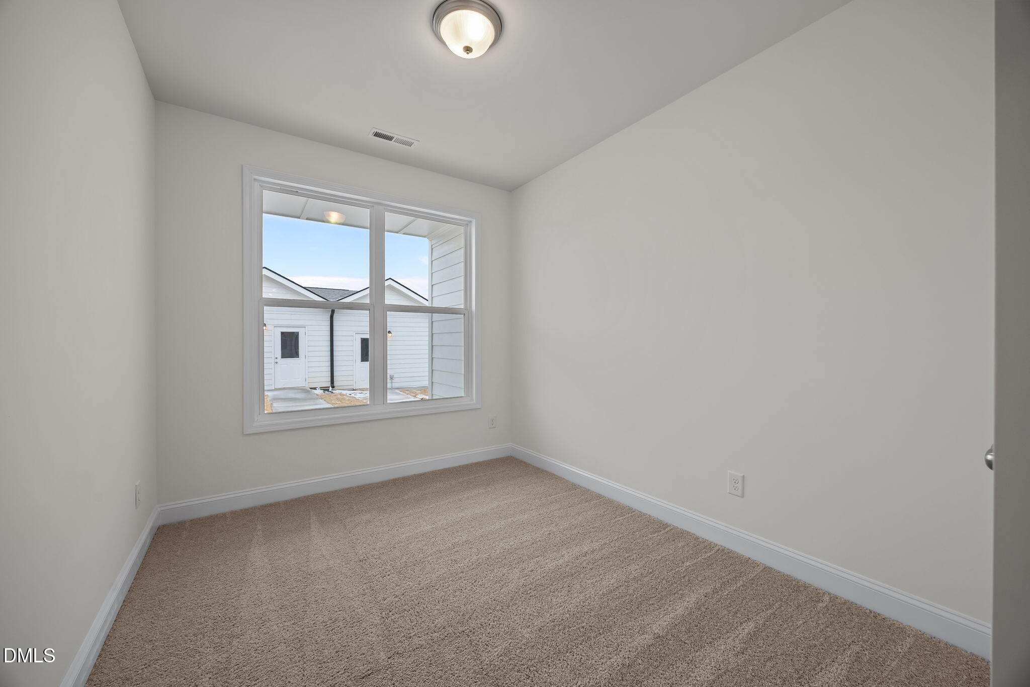 722 Winton Way 543 Property Photo 14