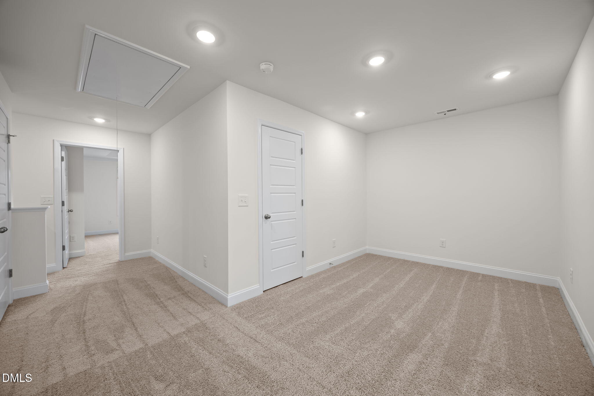 722 Winton Way 543 Property Photo 15