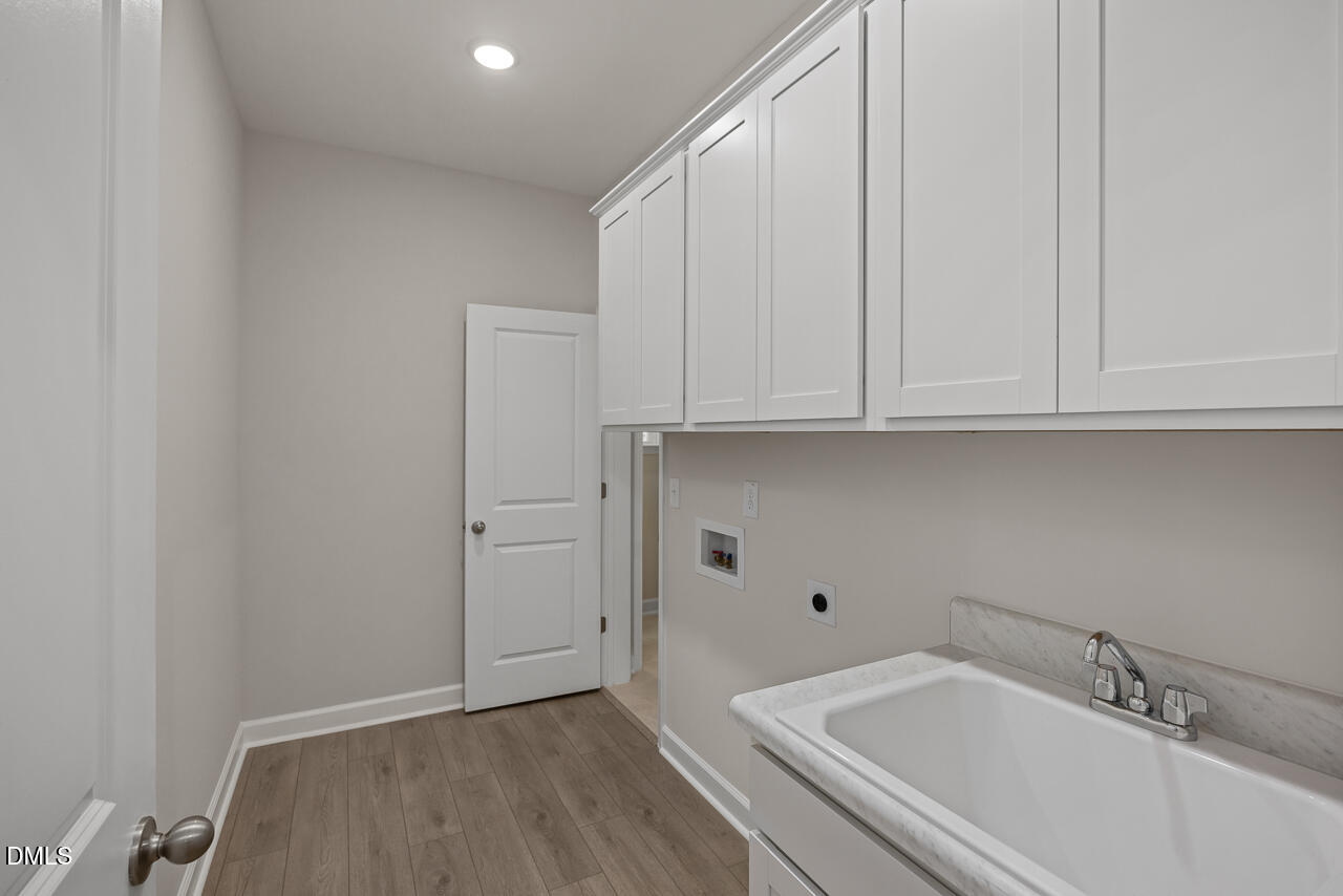 729 Dragonfly Pond Way Property Photo 6