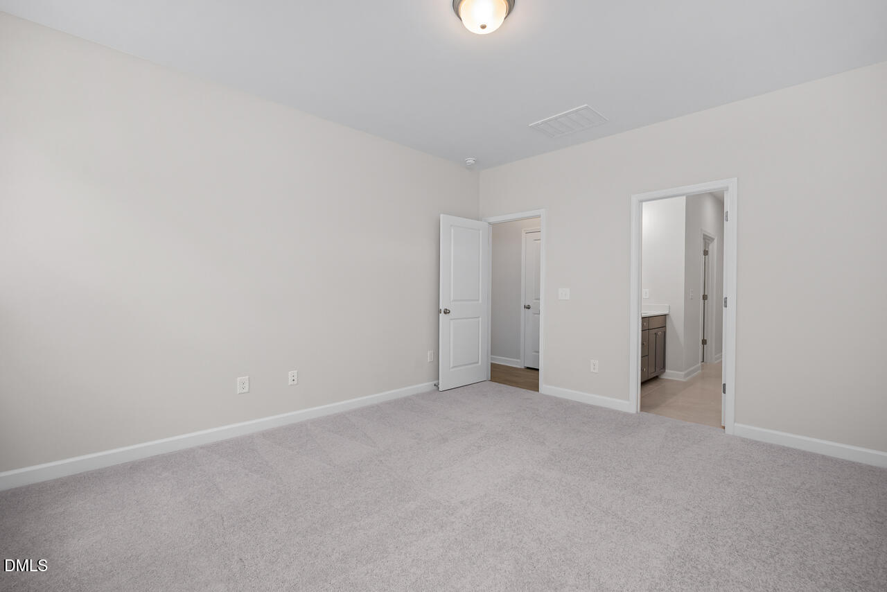 729 Dragonfly Pond Way Property Photo 16