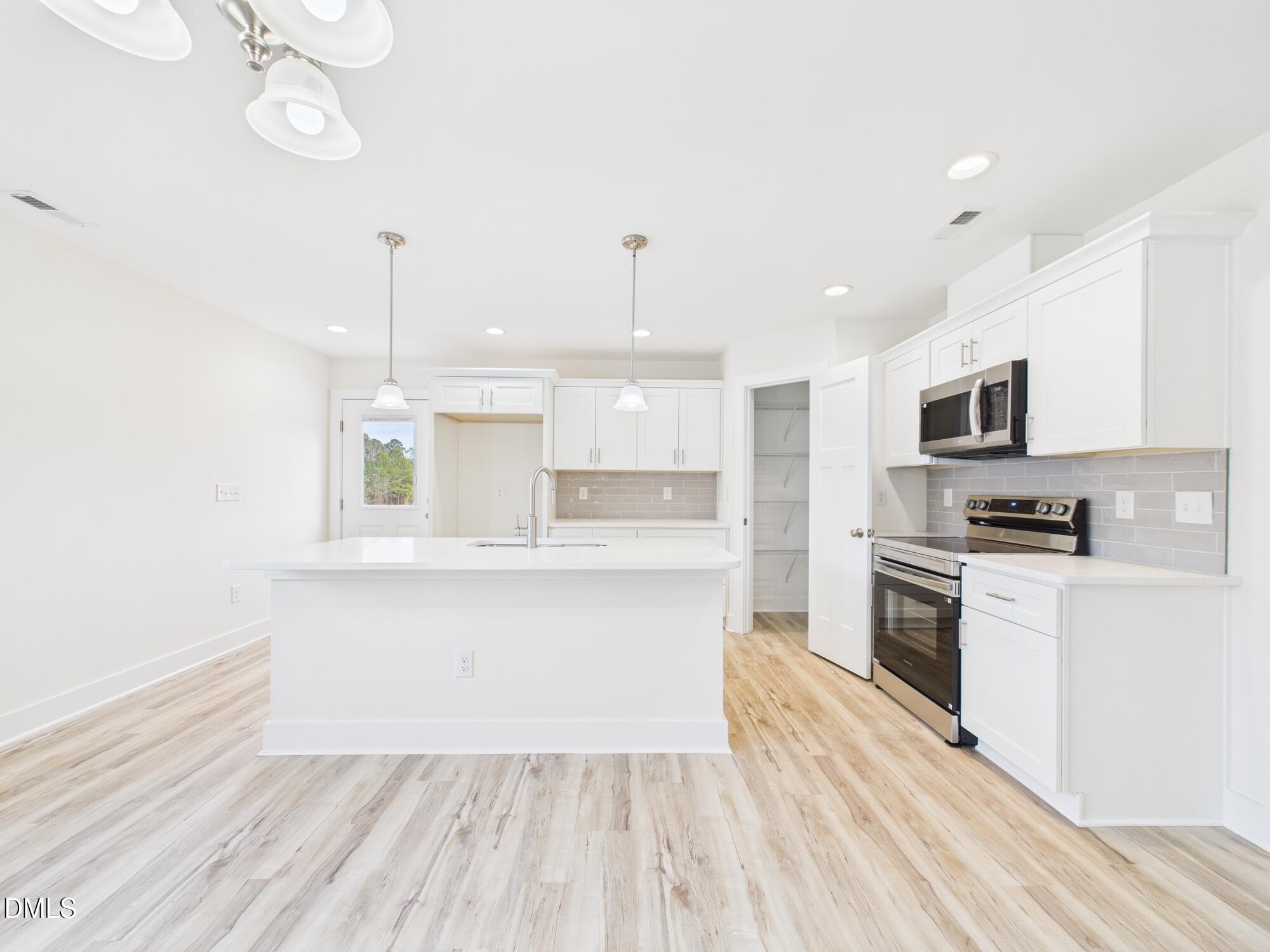 3602 Old Farm Court Property Photo 8