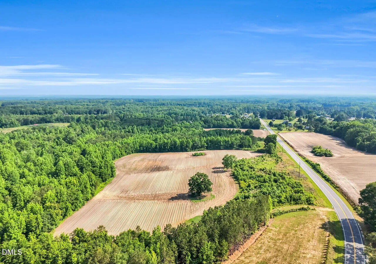 2044 Wire Road Property Photo 4