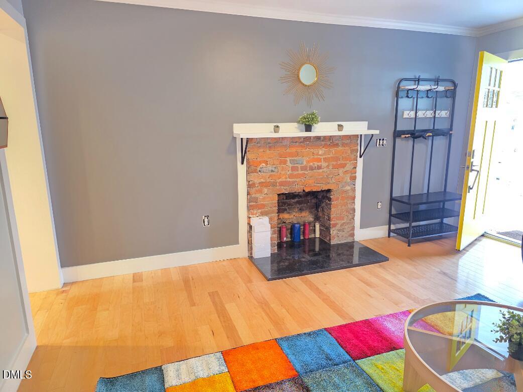 104 N Hyde Park Avenue Property Photo 6