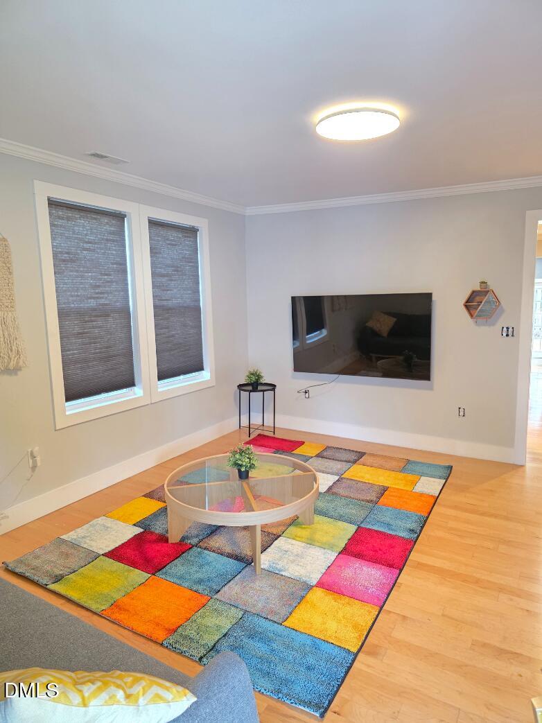 104 N Hyde Park Avenue Property Photo 8