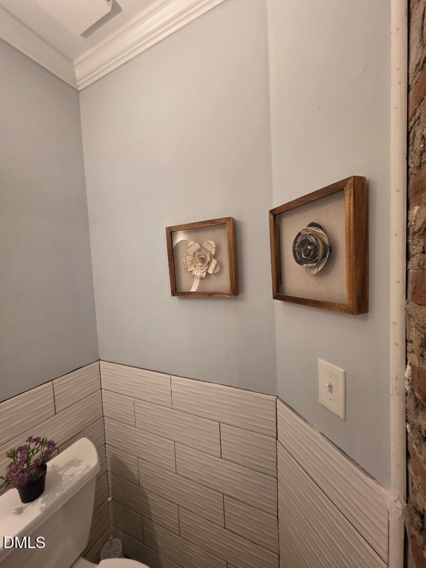104 N Hyde Park Avenue Property Photo 17