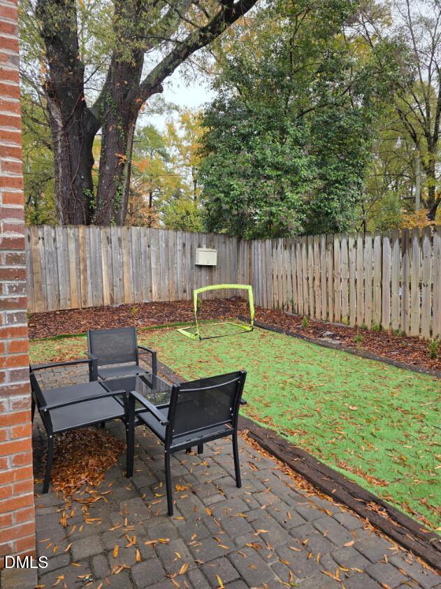 104 N Hyde Park Avenue Property Photo 28