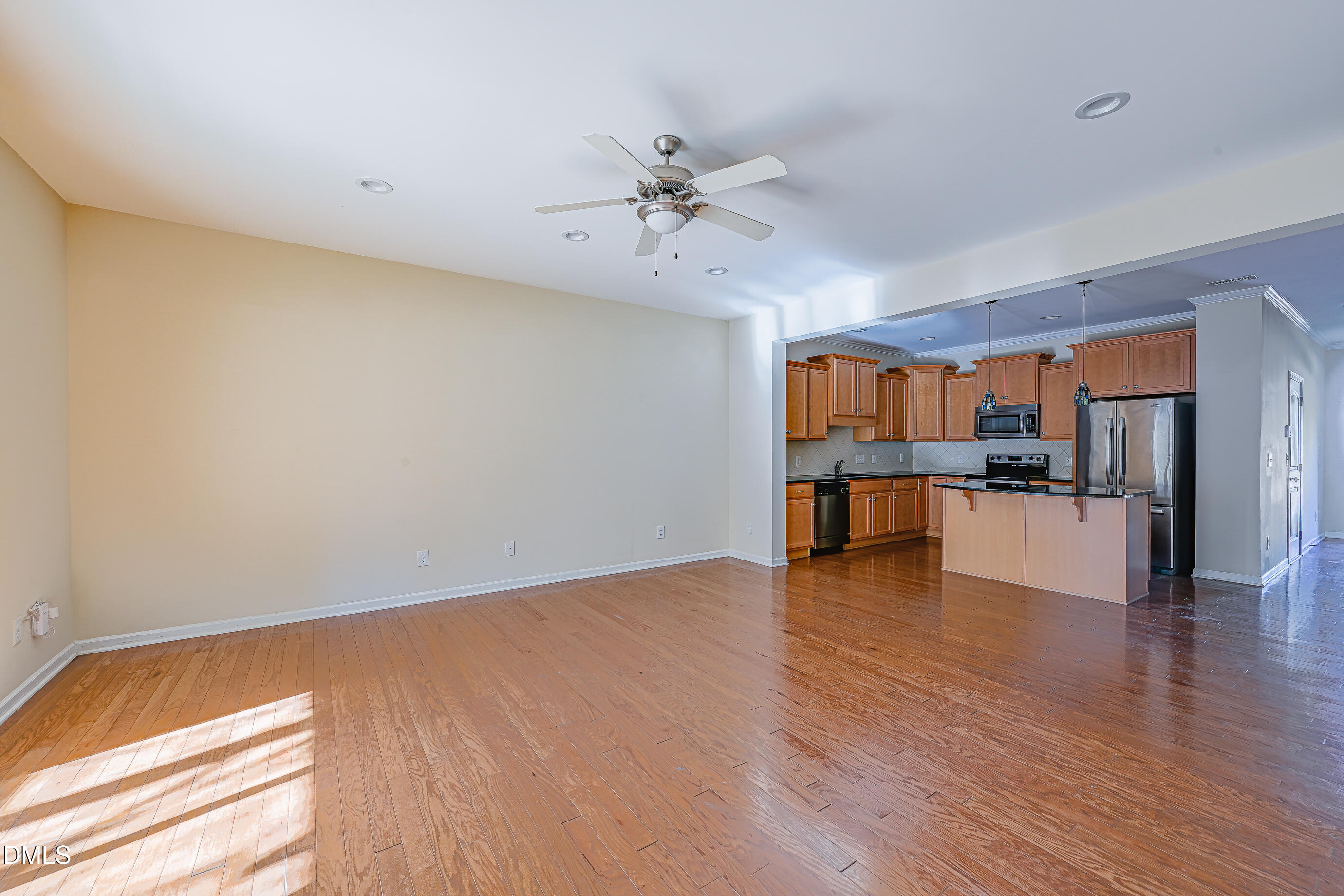1260 Silver Beach Way Property Photo 9