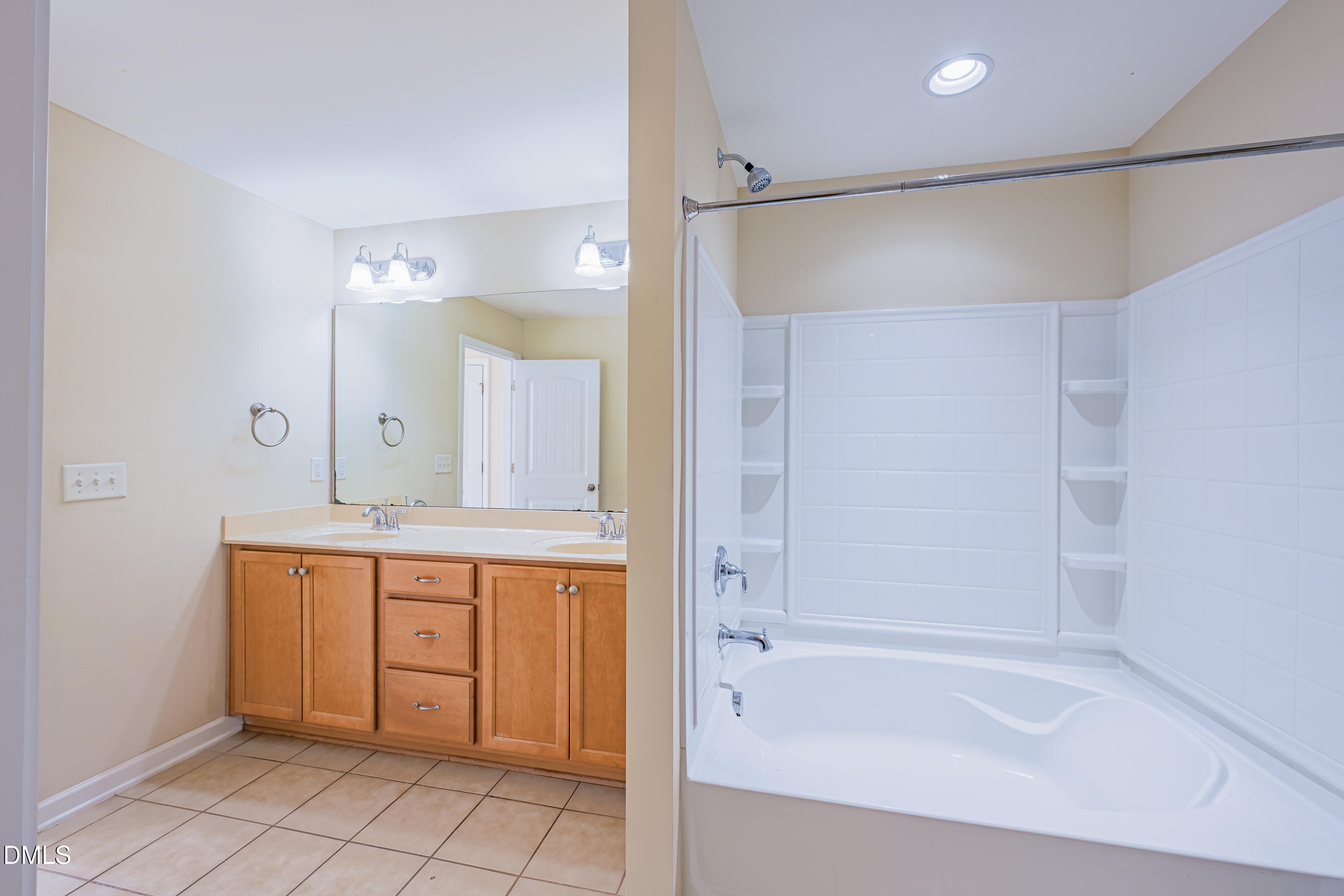 1260 Silver Beach Way Property Photo 16