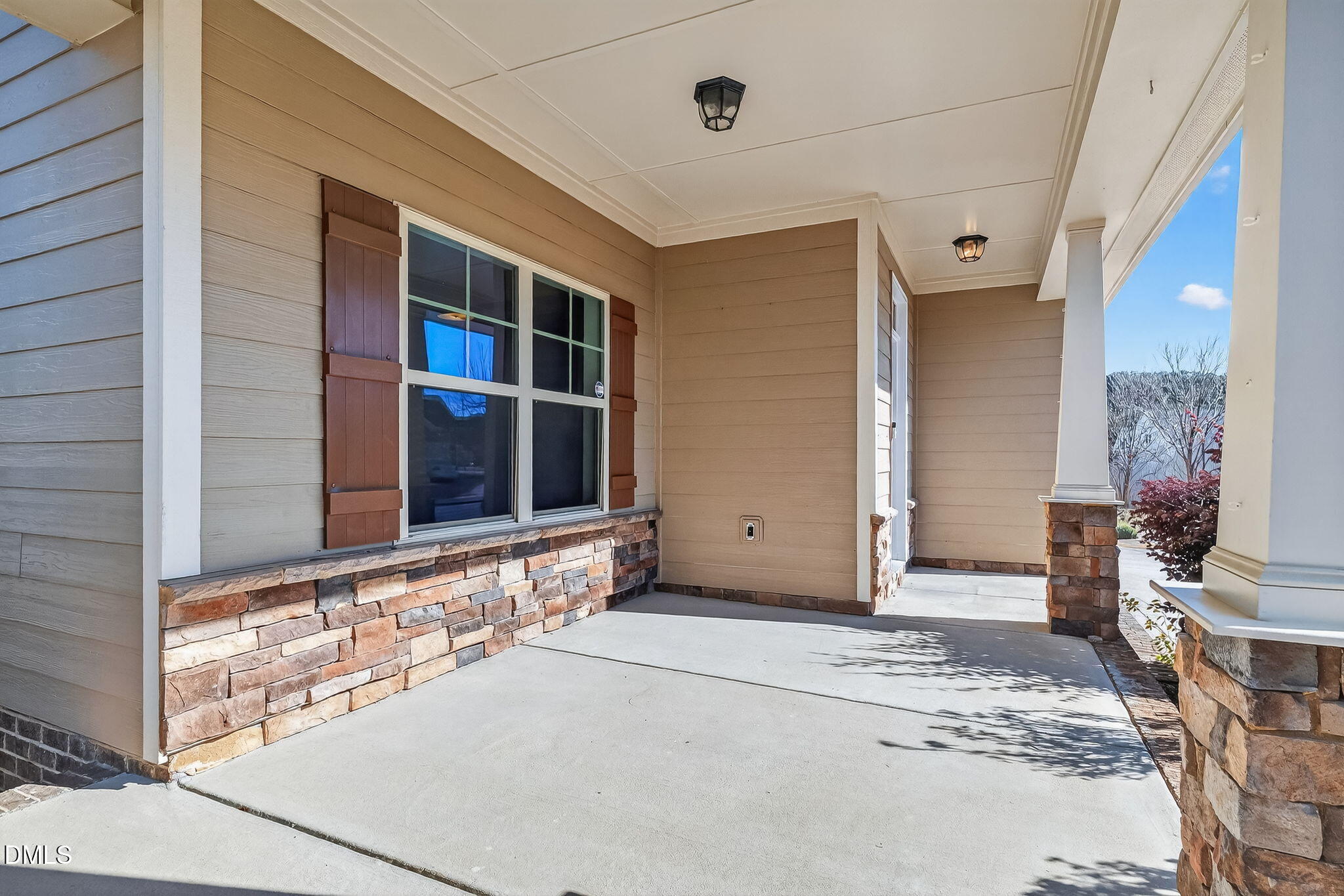 409 Midlander Drive Property Photo 5