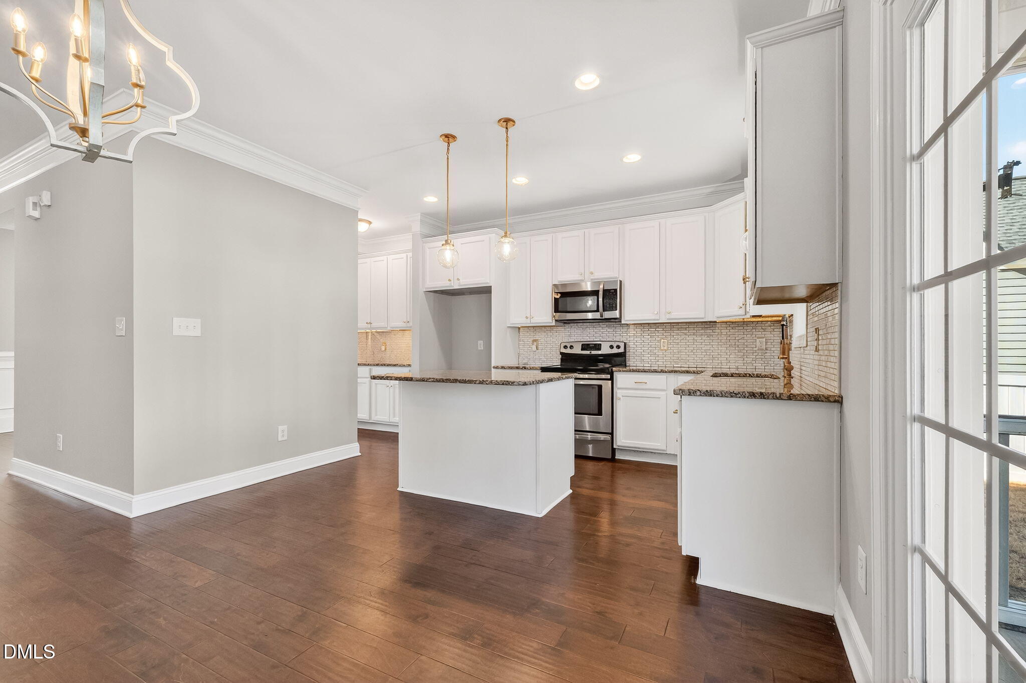 409 Midlander Drive Property Photo 14