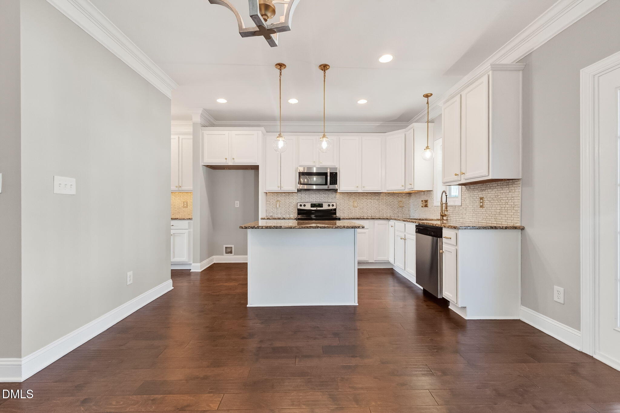 409 Midlander Drive Property Photo 15