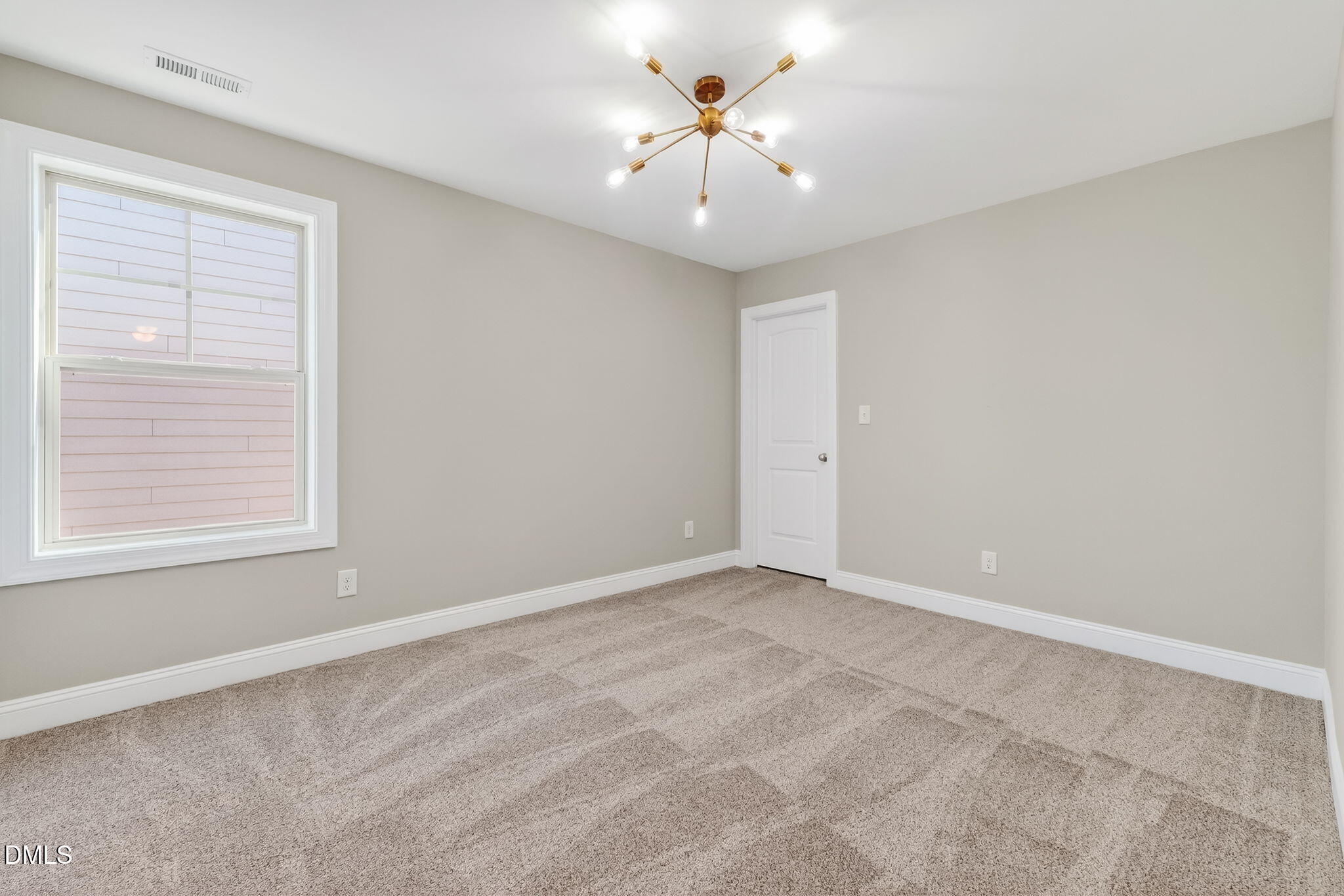 409 Midlander Drive Property Photo 33