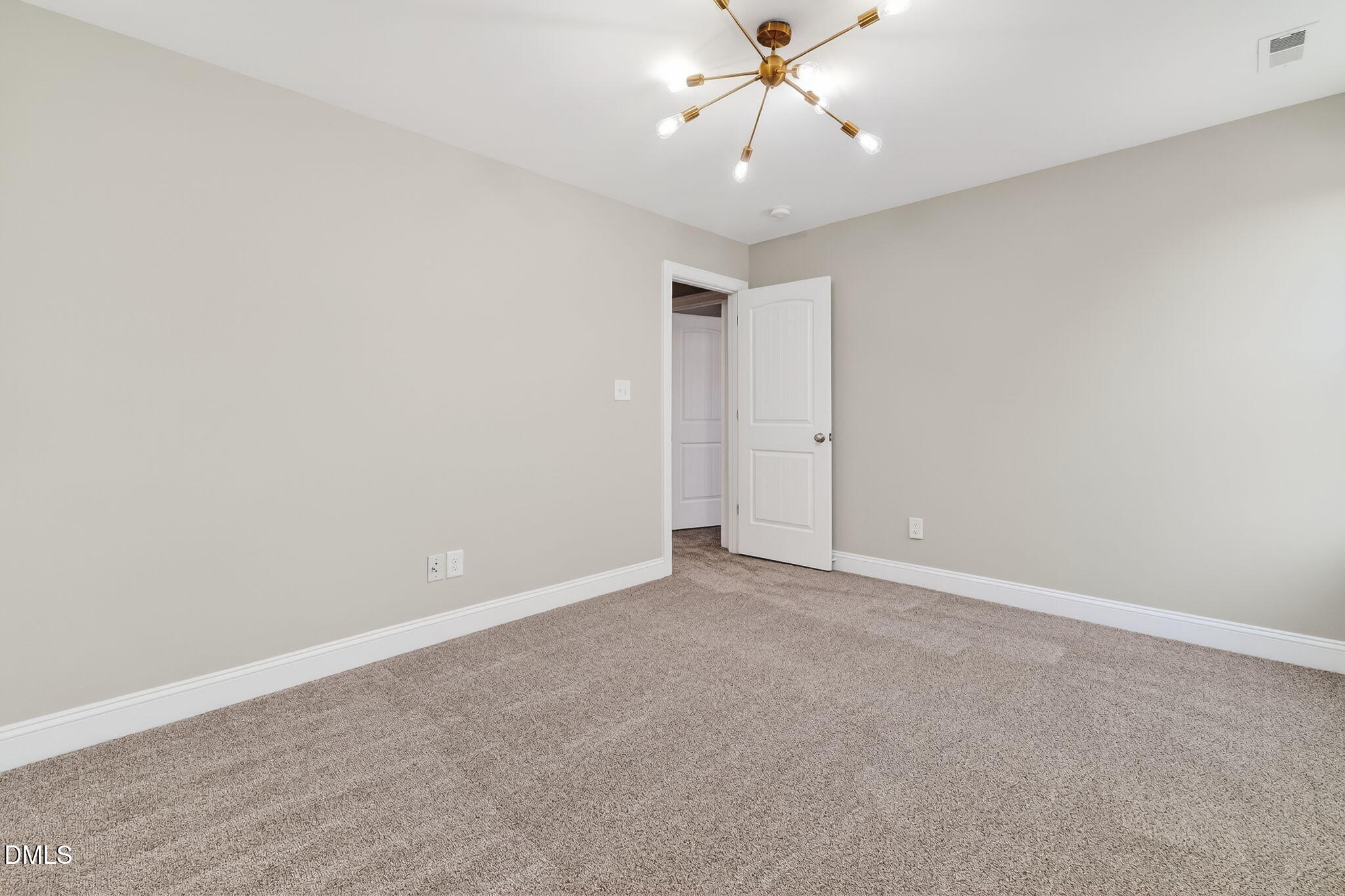 409 Midlander Drive Property Photo 34