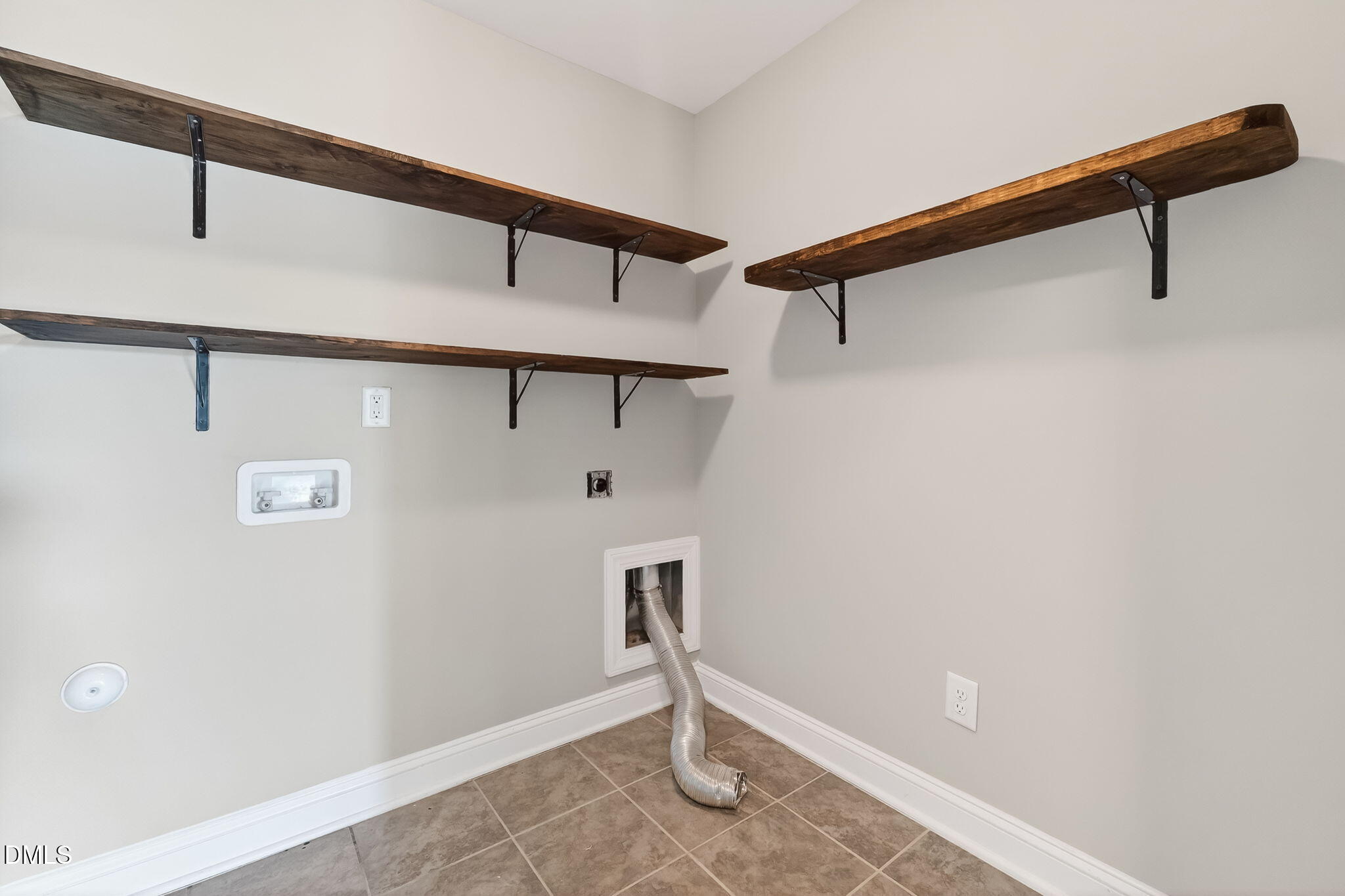 409 Midlander Drive Property Photo 37