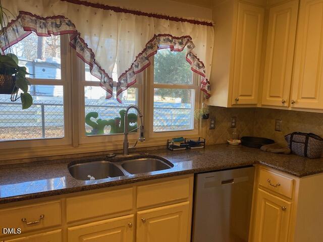 314 Willowood Drive Property Photo 6