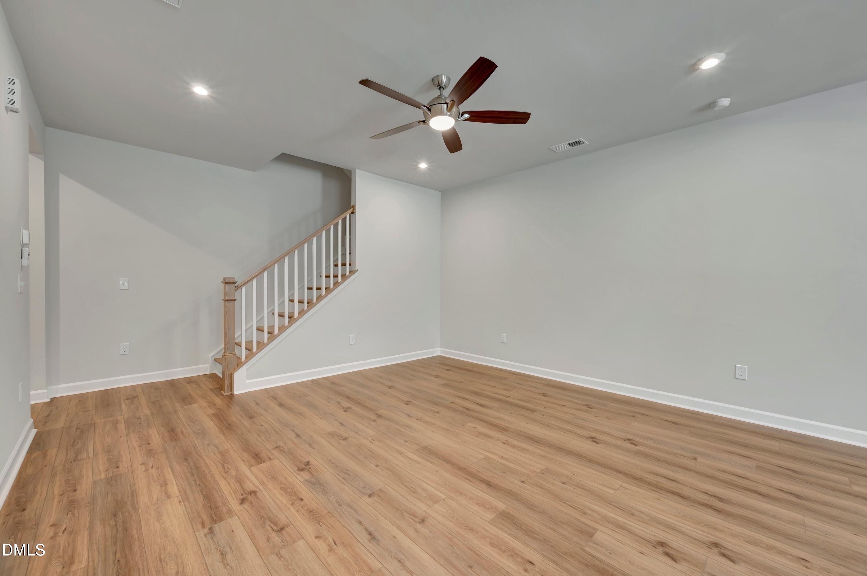 608 Brackenberry Alley Property Photo 10