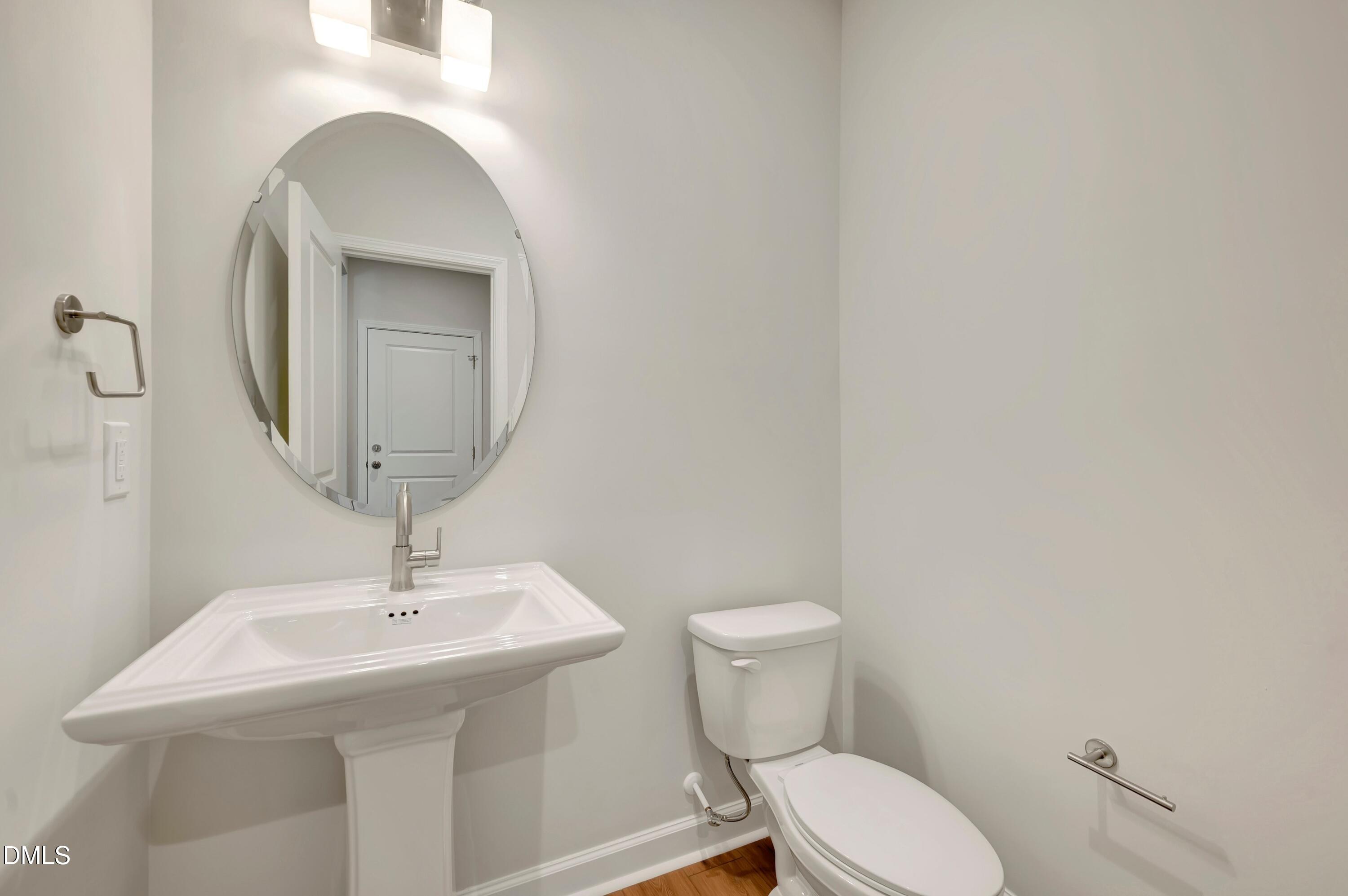 608 Brackenberry Alley Property Photo 11