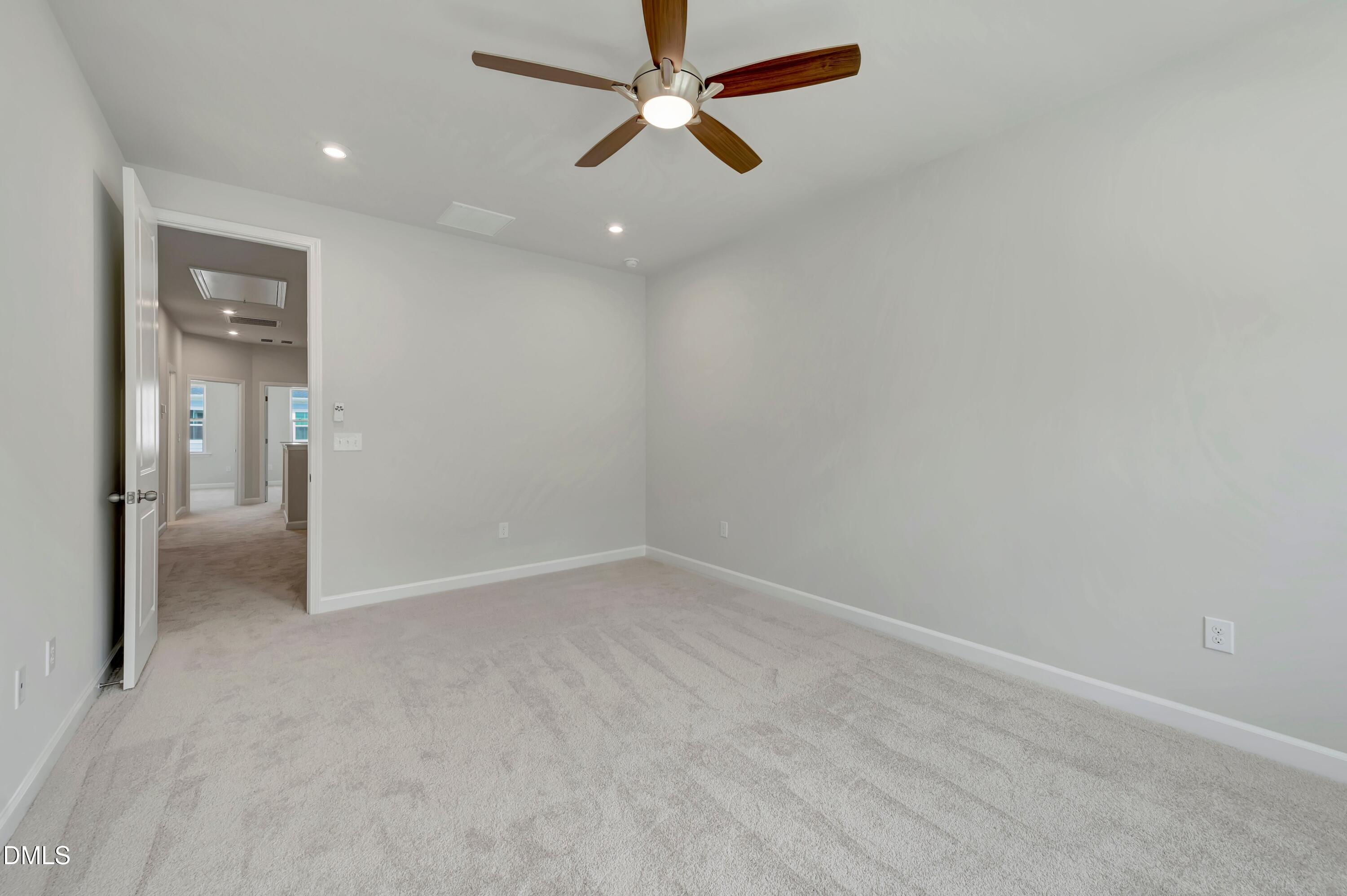 608 Brackenberry Alley Property Photo 15