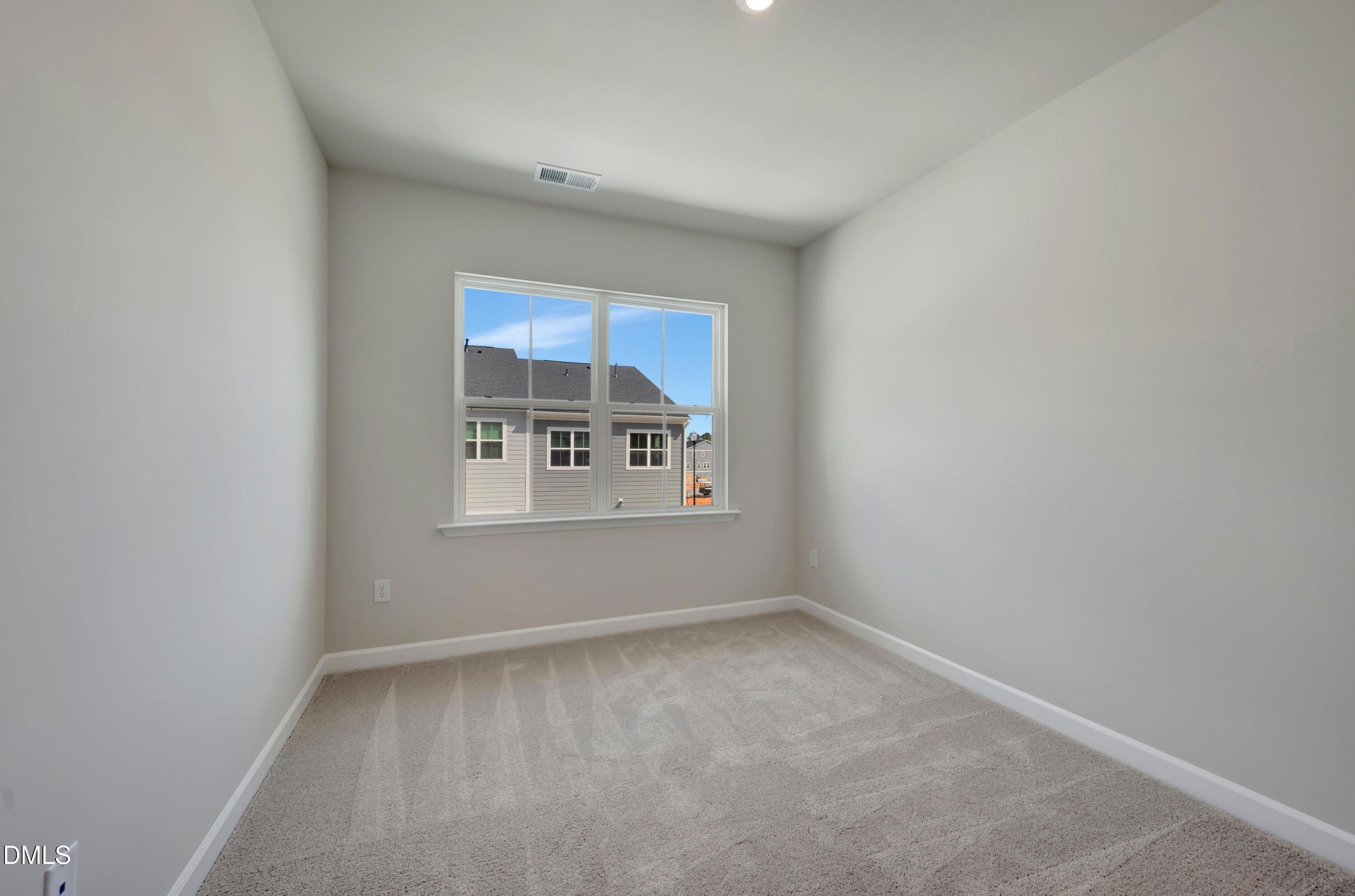 608 Brackenberry Alley Property Photo 26