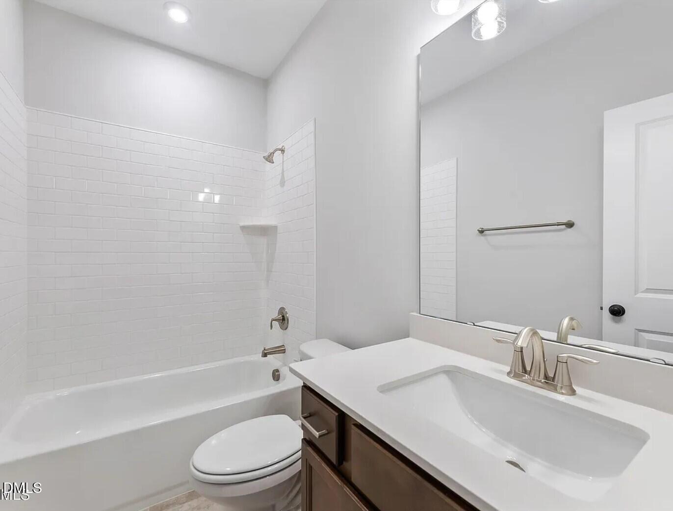 1415 Broad Oak Drive Property Photo 6